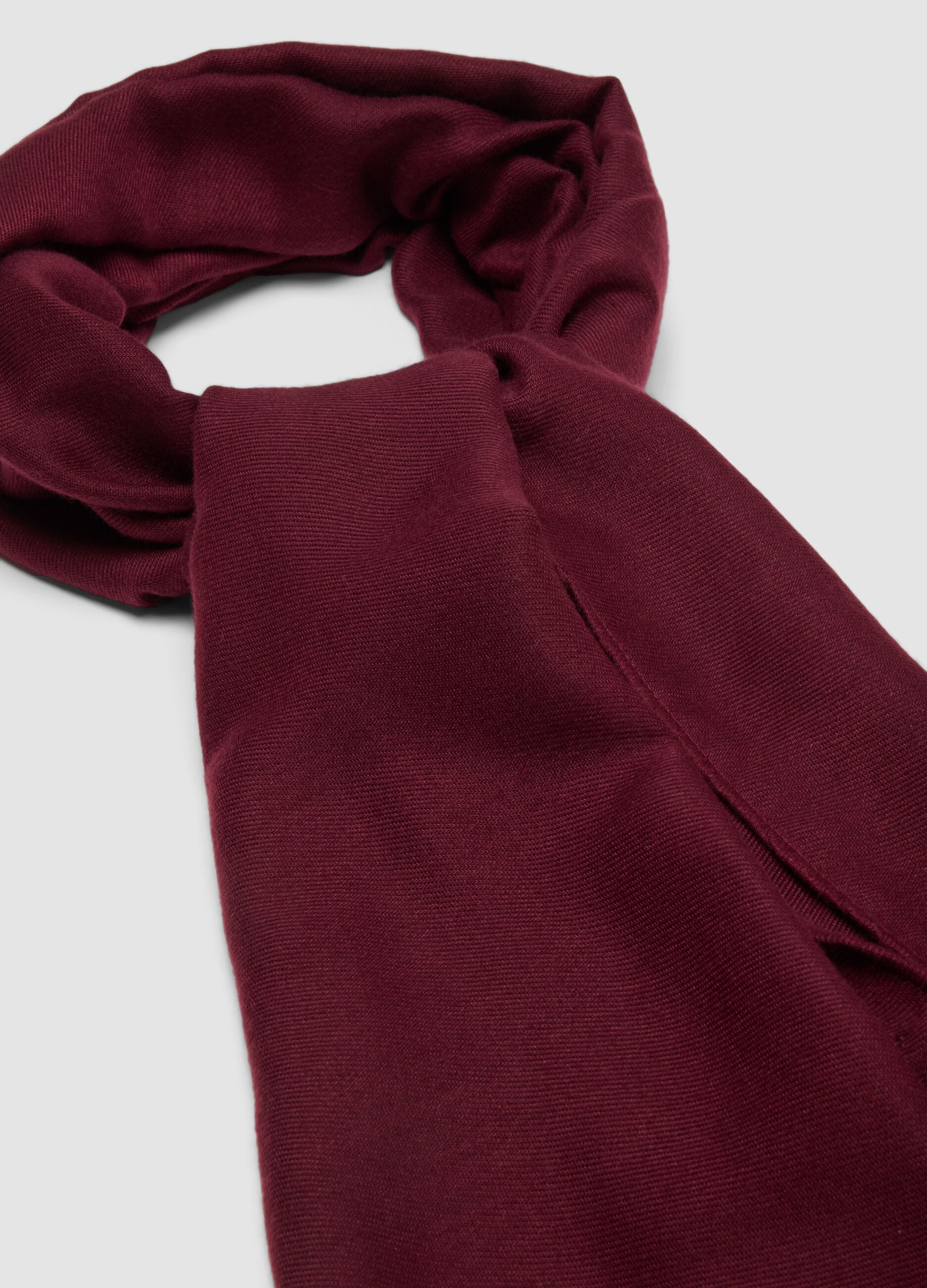 Red scarf with fringes