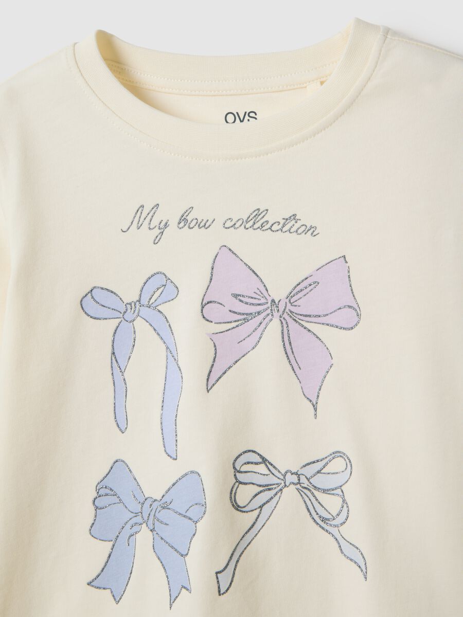 Girls' beige pure cotton t-shirt with bows_2