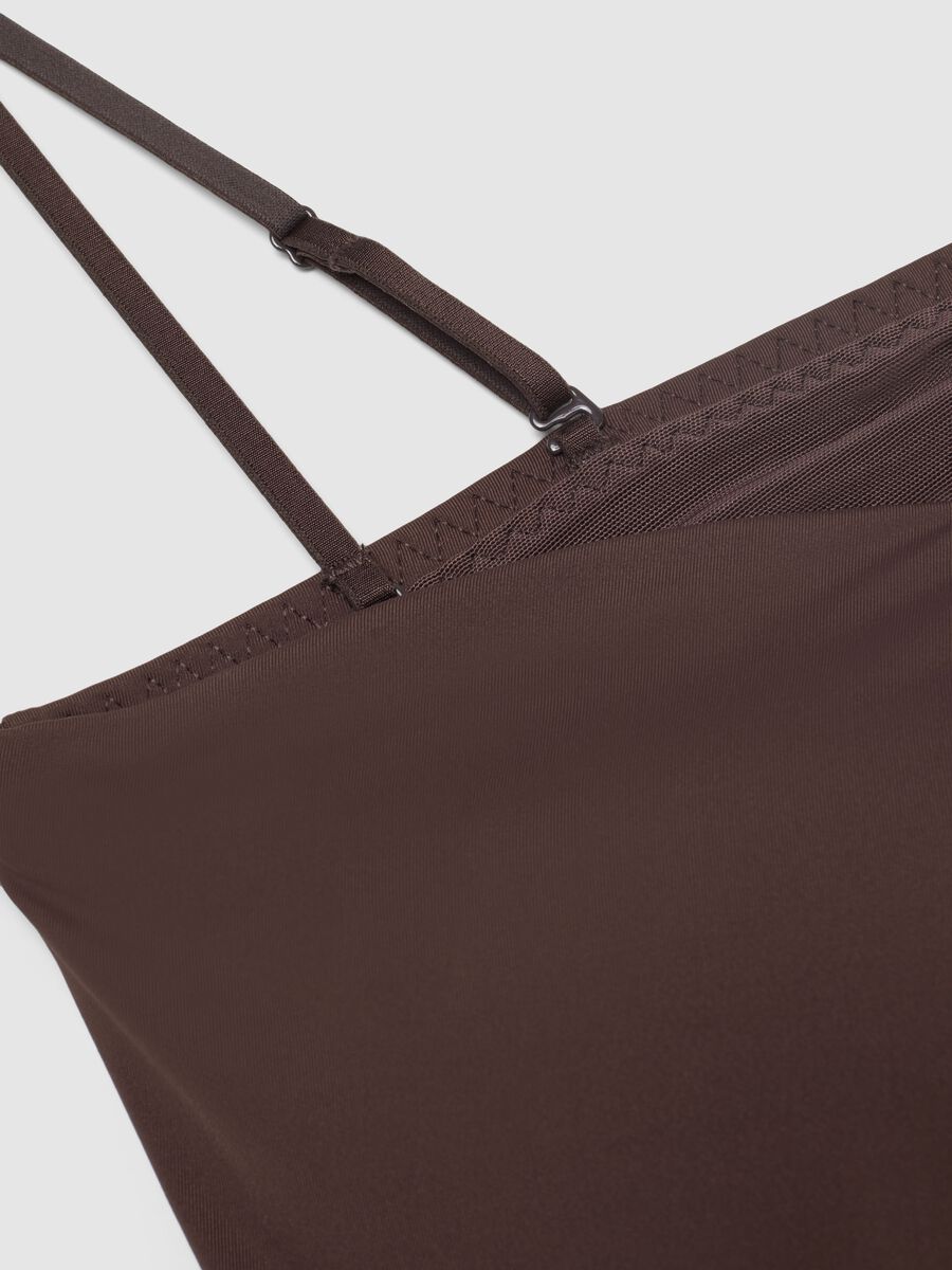 Brown regular fit camisole with square neckline_5