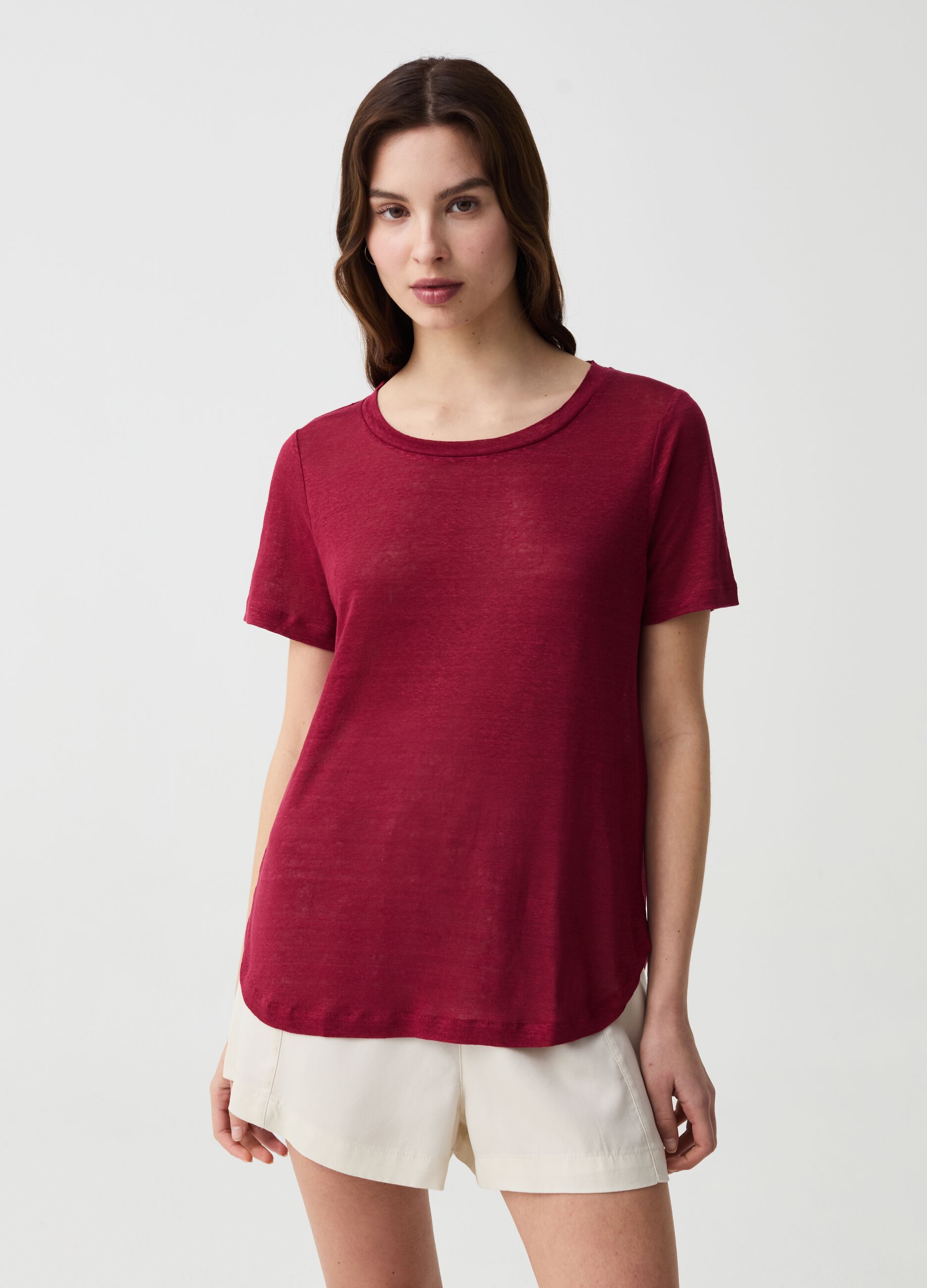 Camiseta de lino con cuello redondo