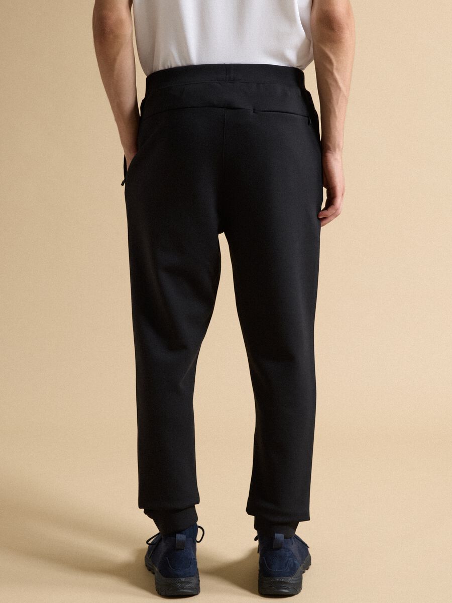 Black regular-fit joggers in stretch Easy Dry fabric_3