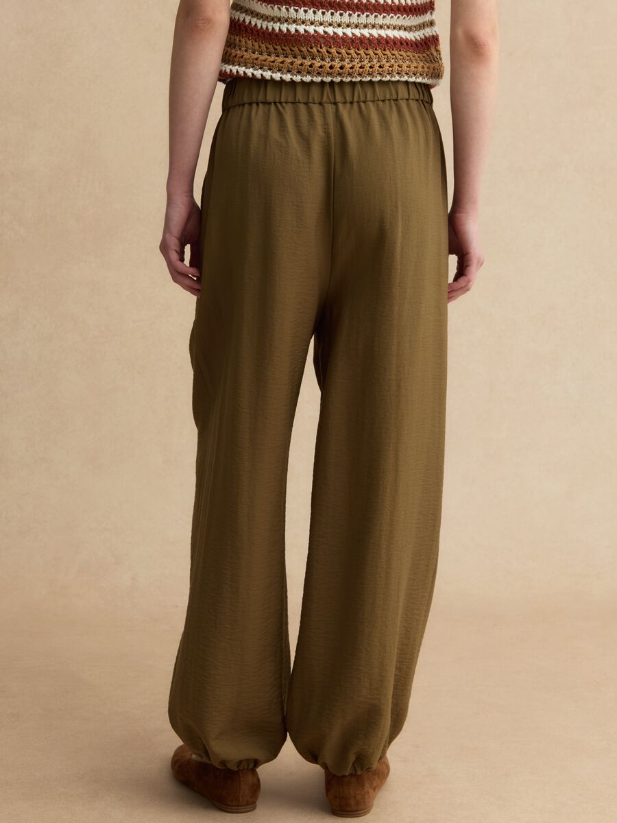 &Pi;&rho;ά&sigma;&iota;&nu;&alpha; &pi;&alpha;&nu;&tau;&epsilon;&lambda;ό&nu;&iota;&alpha; &alpha;&pi;ό &mu;&epsilon;ί&gamma;&mu;&alpha; &beta;&iota;&sigma;&kappa;ό&zeta;&eta;&sigmaf;_2