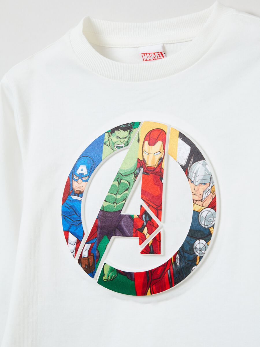 Long-sleeved T-shirt with Avengers print_2