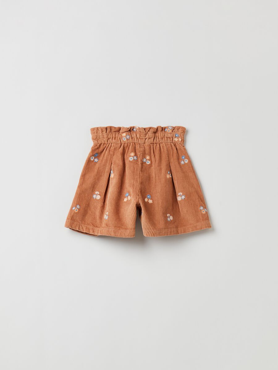 Corduroy shorts with flower embroidery_1