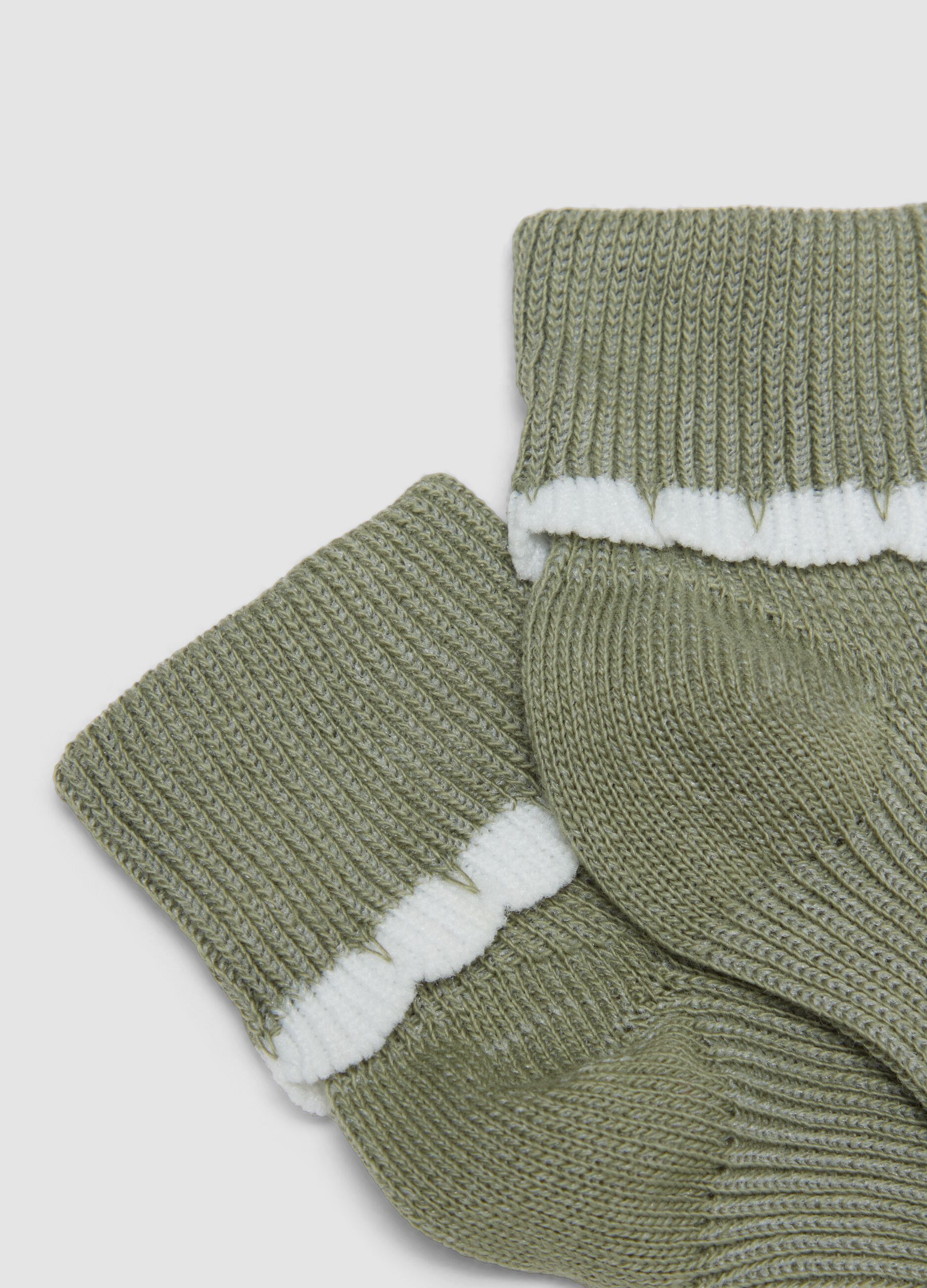 Bipack di calze corte multicolor in misto cotone per neonata