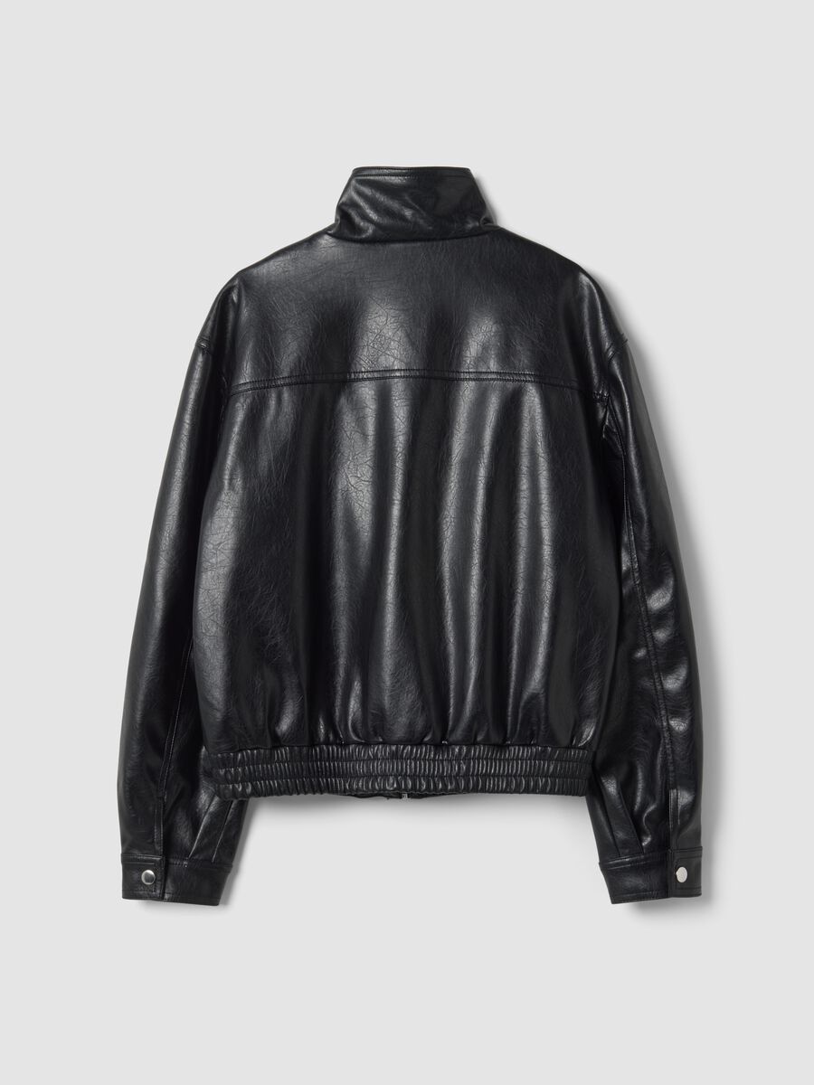 Giacca nera regular fit con zip e collo alto_2