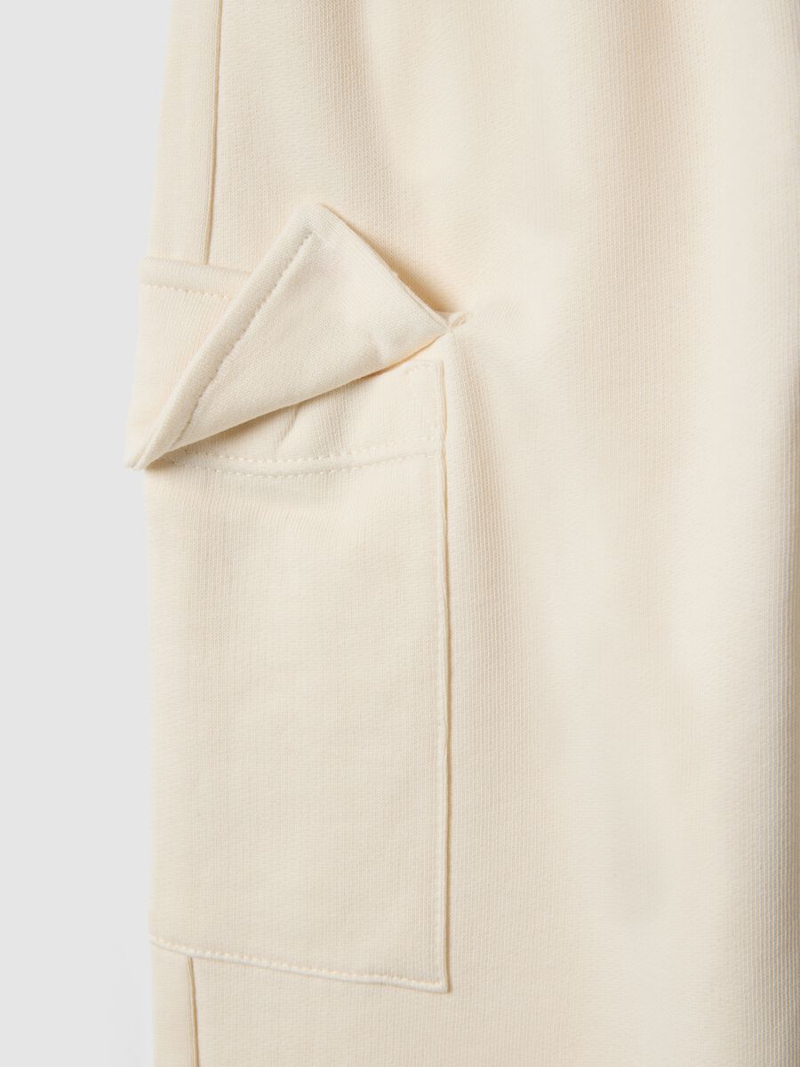 Pantaloni cargo in puro cotone beige da bambina regular fit_3