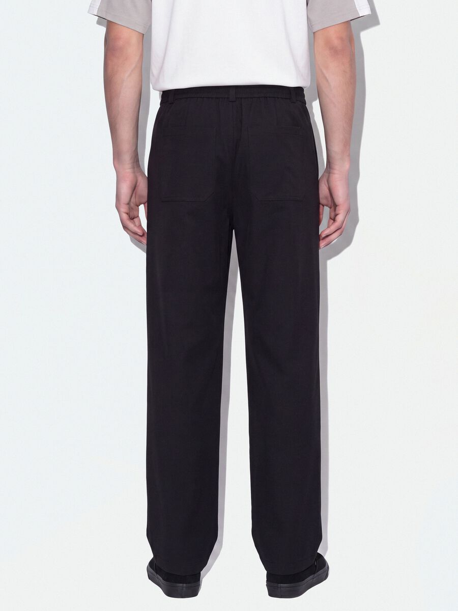 Black stretch-fabric parachute-fit trousers_2