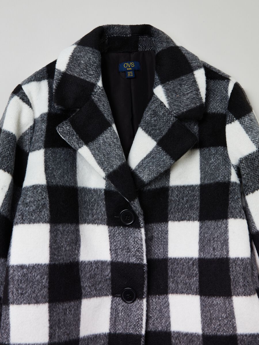 Coat with check pattern_2