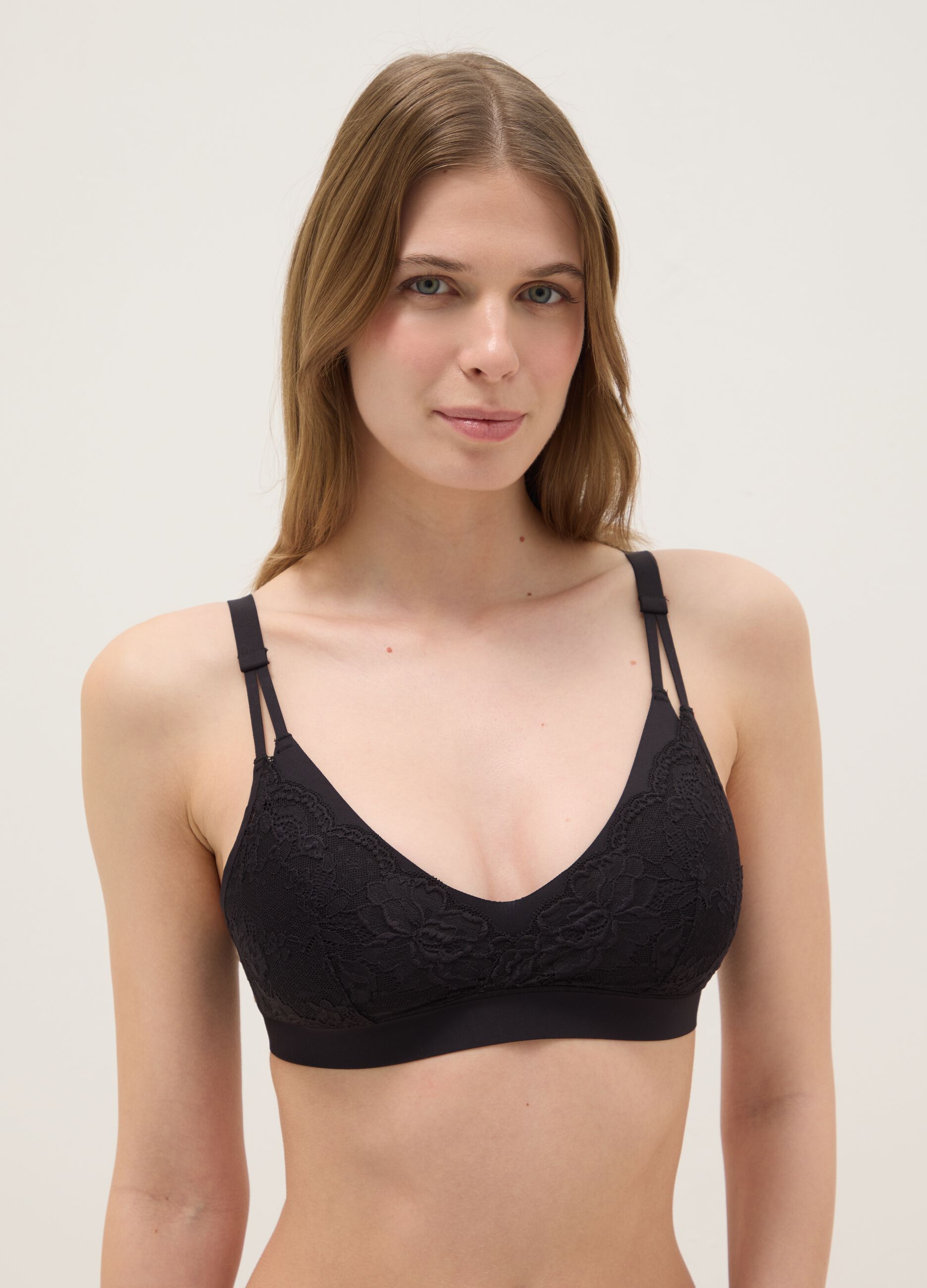 Black lace bra with removable padding