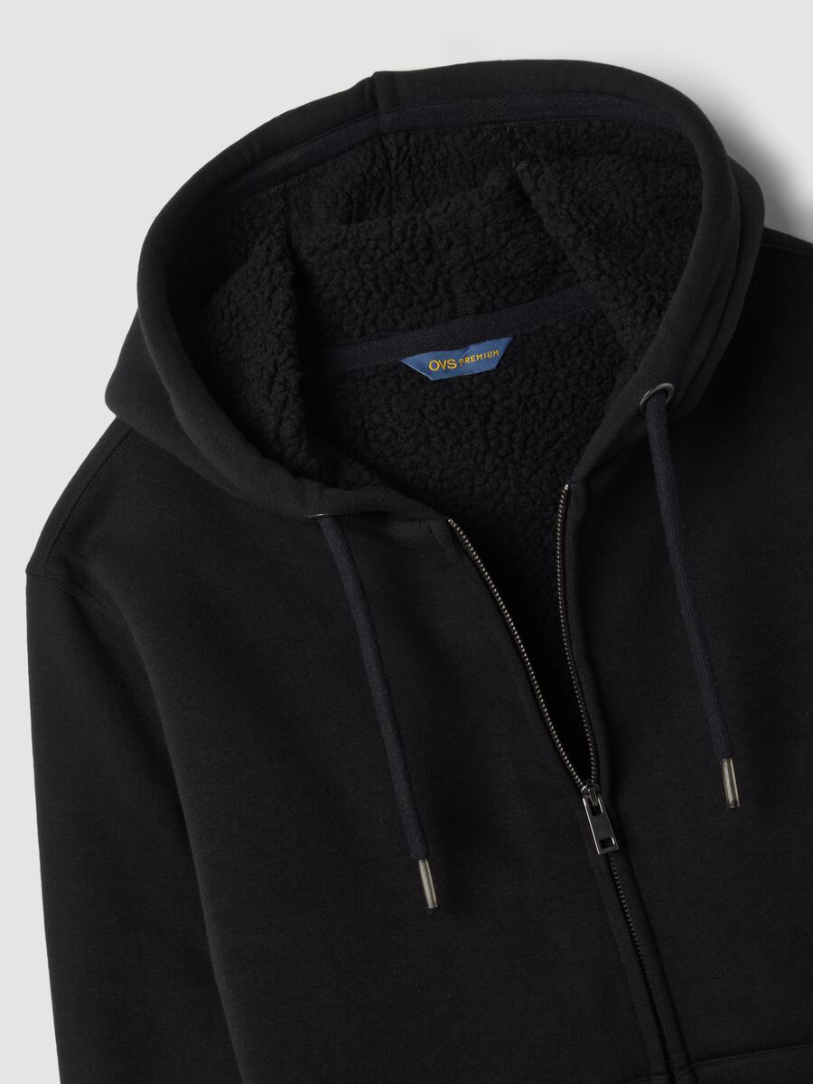 Felpa nera in misto cotone fleece con cappuccio regular fit_2