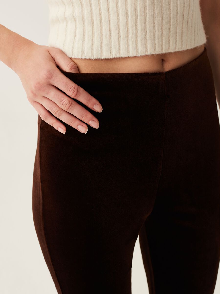 Flare-fit velvet trousers_3
