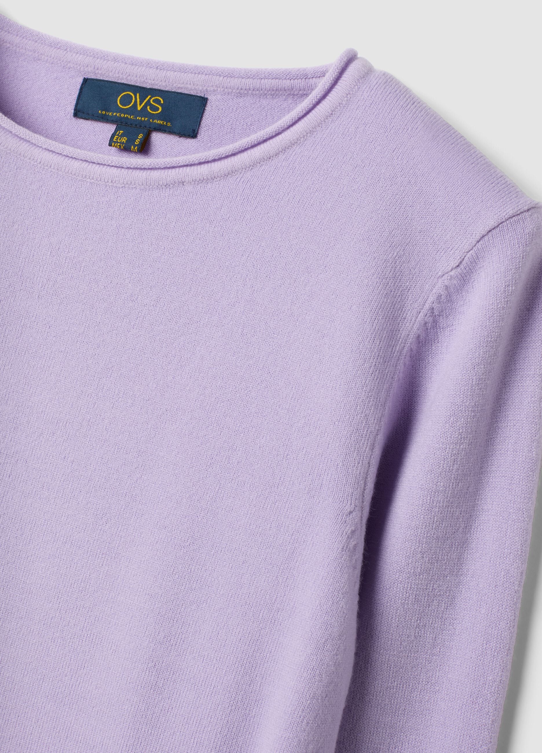 Purple fitted crew-neck long-sleeve top