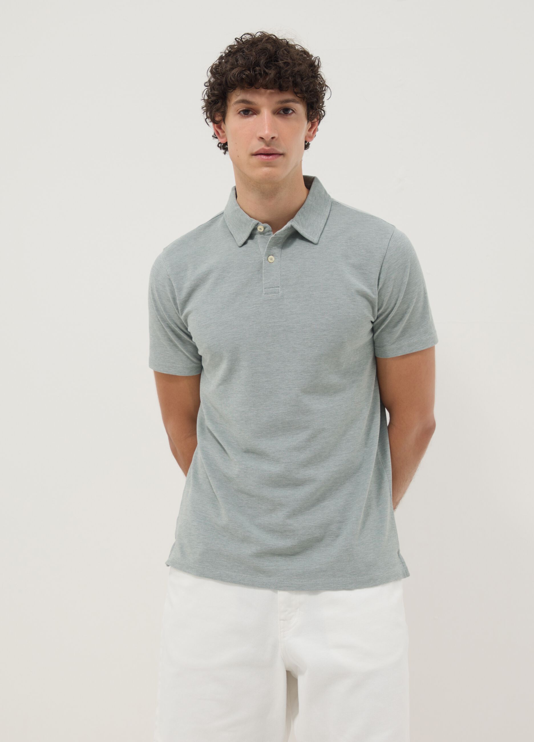 Grey short-sleeved polo shirt in pure cotton