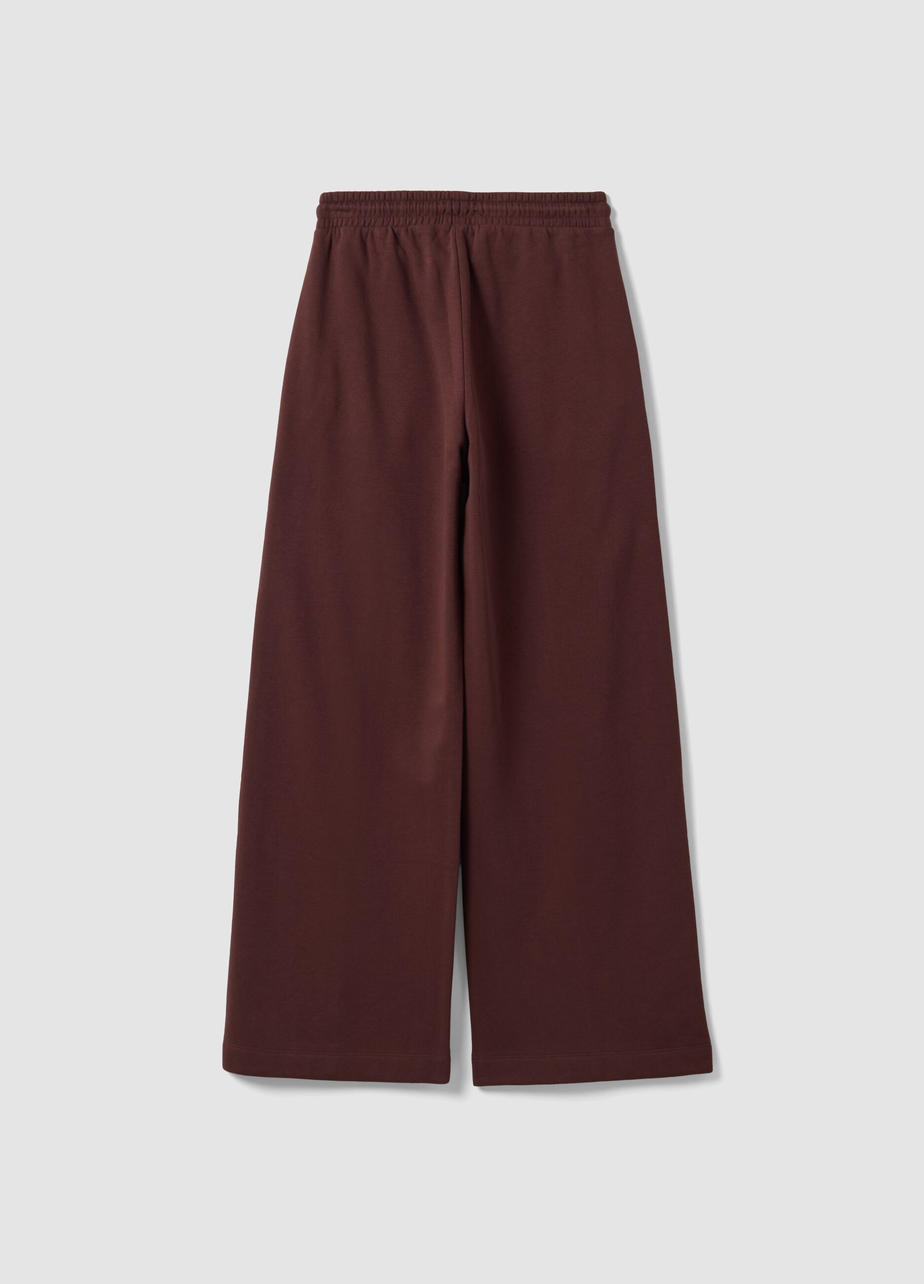 &Kappa;&alpha;&phi;έ jogger &pi;&alpha;&nu;&tau;&epsilon;&lambda;ό&nu;&iota; &alpha;&pi;ό &mu;&epsilon;ί&gamma;&mu;&alpha; &beta;&alpha;&mu;&beta;&alpha;&kappa;&iota;&omicron;ύ, ί&sigma;&iota;&alpha; &gamma;&rho;&alpha;&mu;&mu;ή