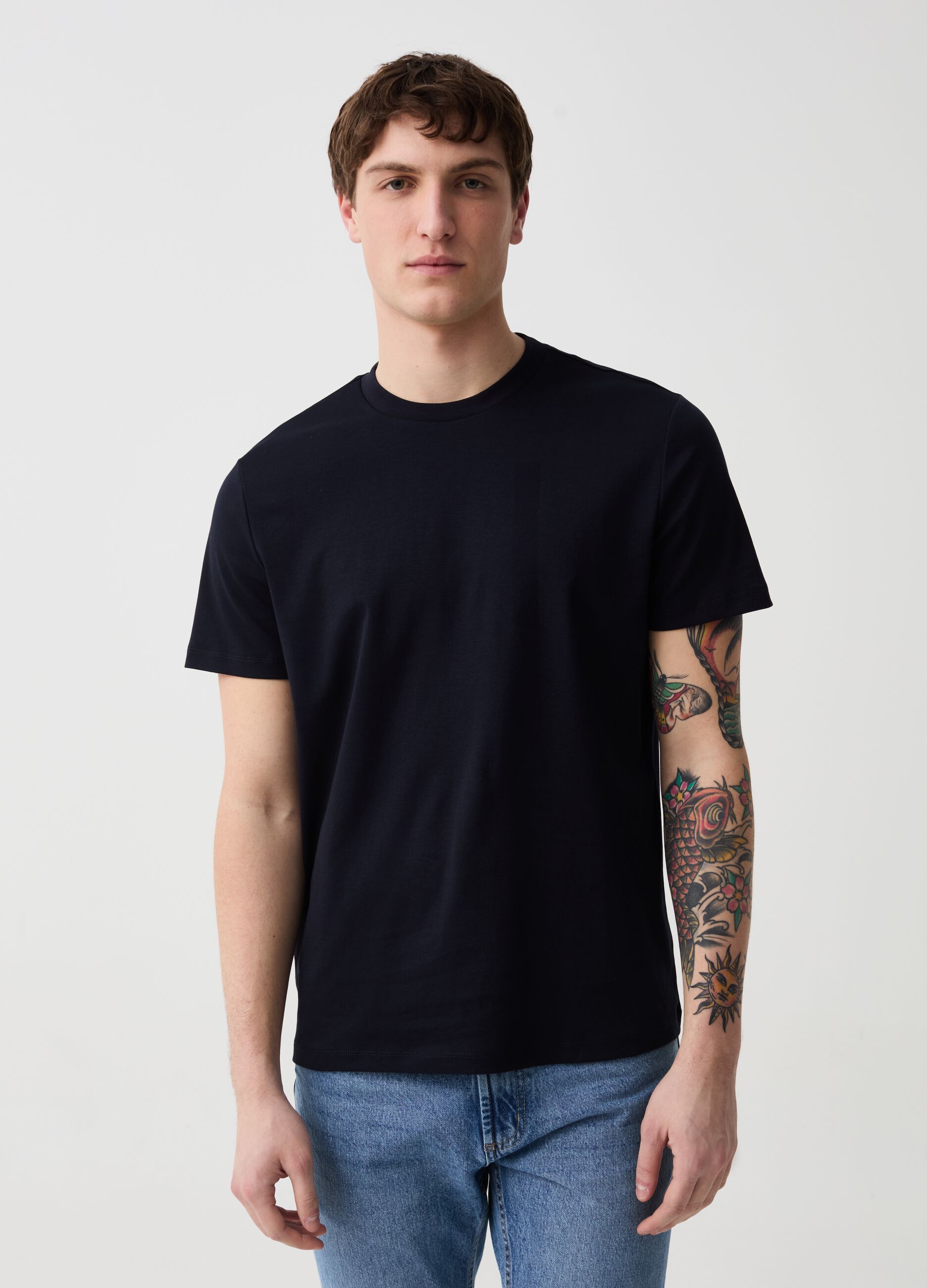 Premium regular-fit T-shirt in cotton