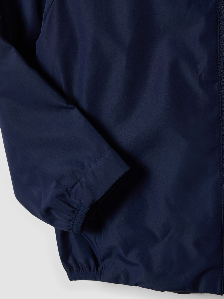 Blue kids&rsquo; rain jacket with hood and zip_3
