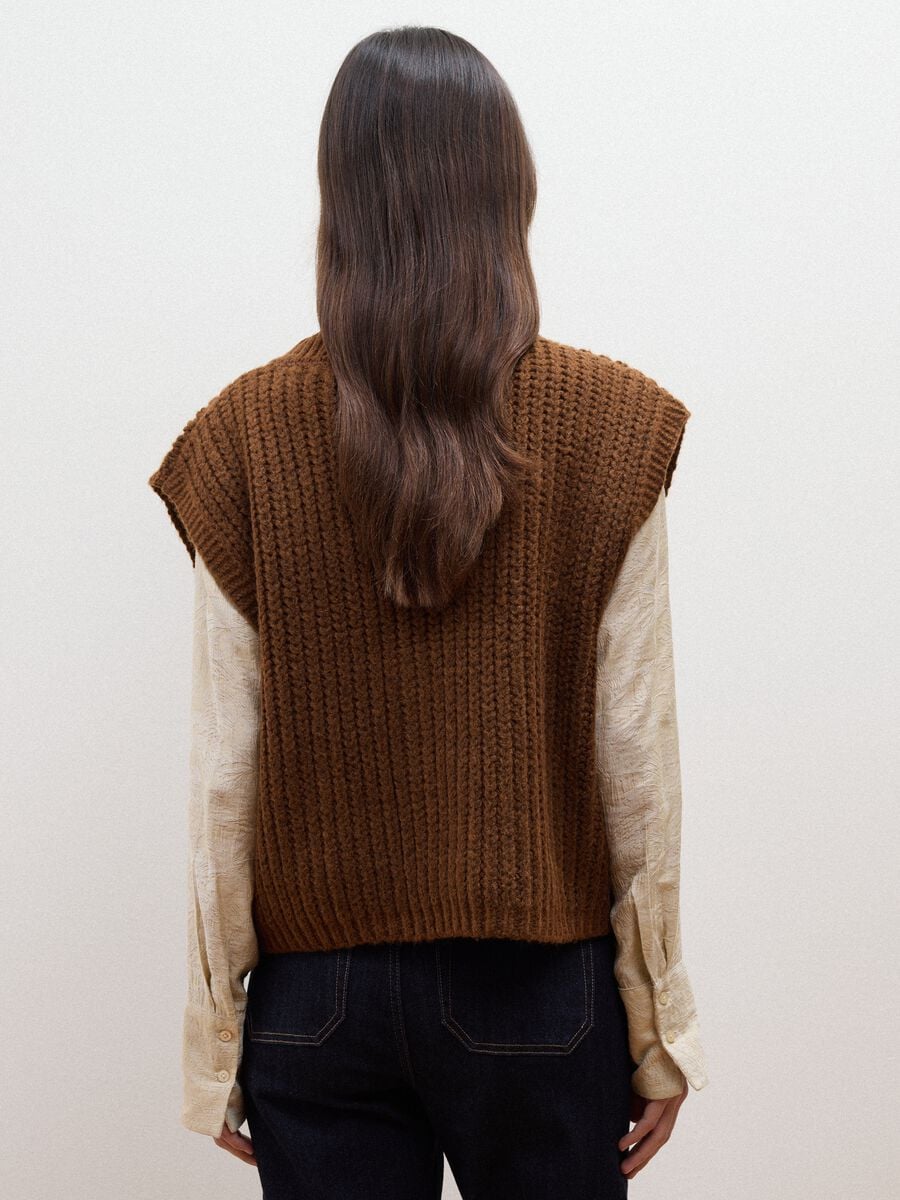 Gilet arancione in misto lana con bottoni_3