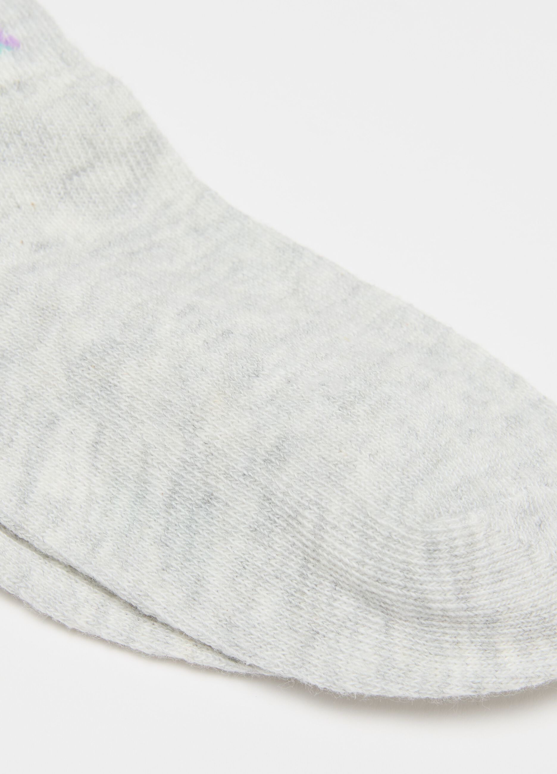 Three-pack shoe liners with shooting star design