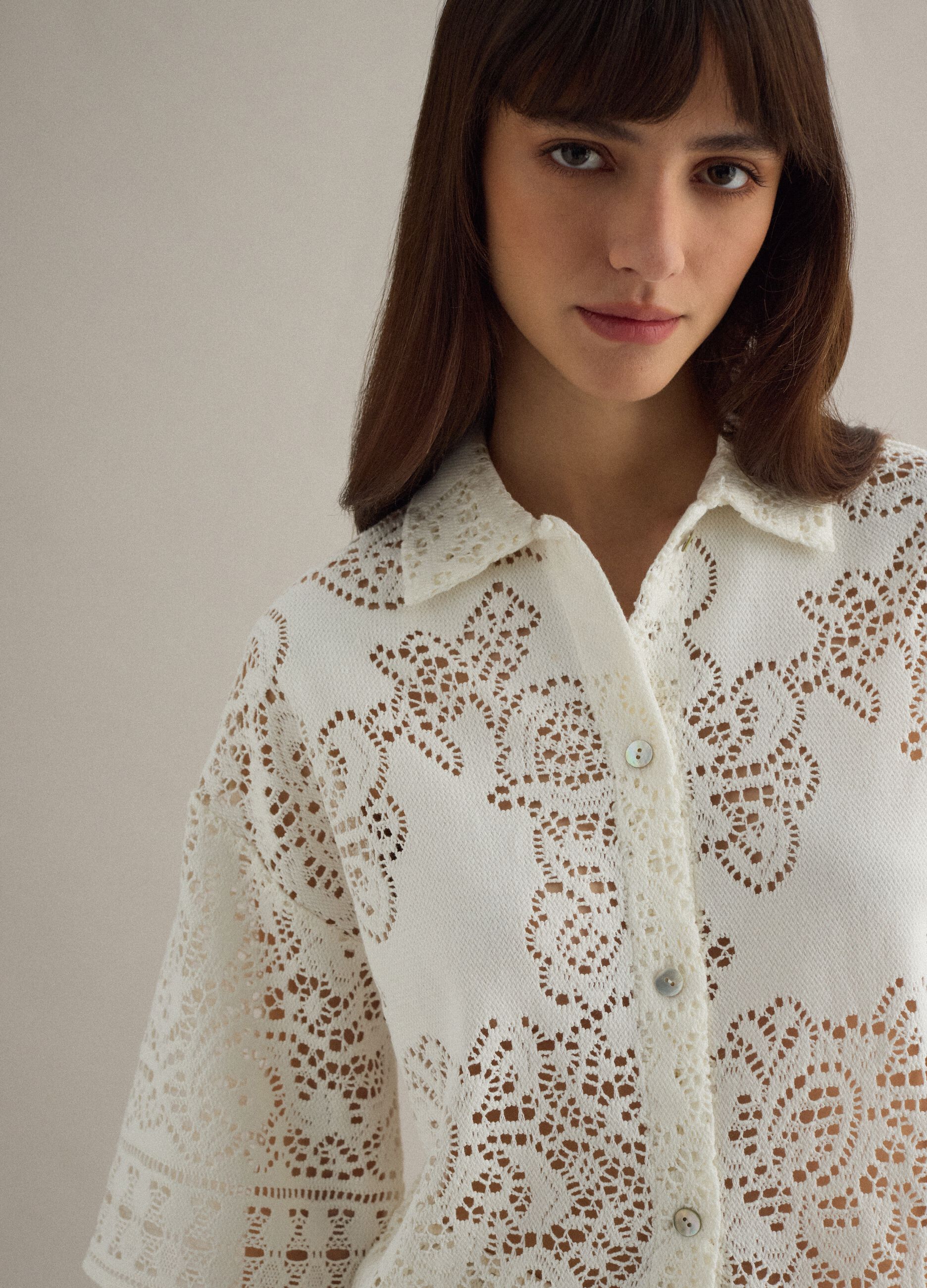 White cotton blend polo regular fit with perforated texture