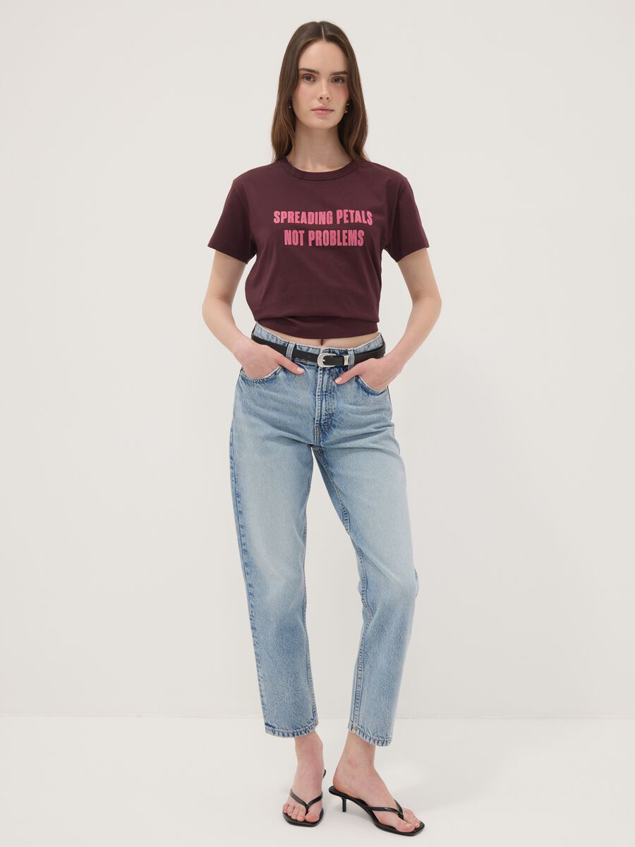 &Kappa;ό&kappa;&kappa;&iota;&nu;&omicron; T-shirt &alpha;&pi;ό 100% &beta;&alpha;&mu;&beta;ά&kappa;&iota; &mu;&epsilon; &sigma;&tau;ά&mu;&pi;&alpha; &mu;&pi;&rho;&omicron;&sigma;&tau;ά, regular &epsilon;&phi;&alpha;&rho;&mu;&omicron;&gamma;ή_2