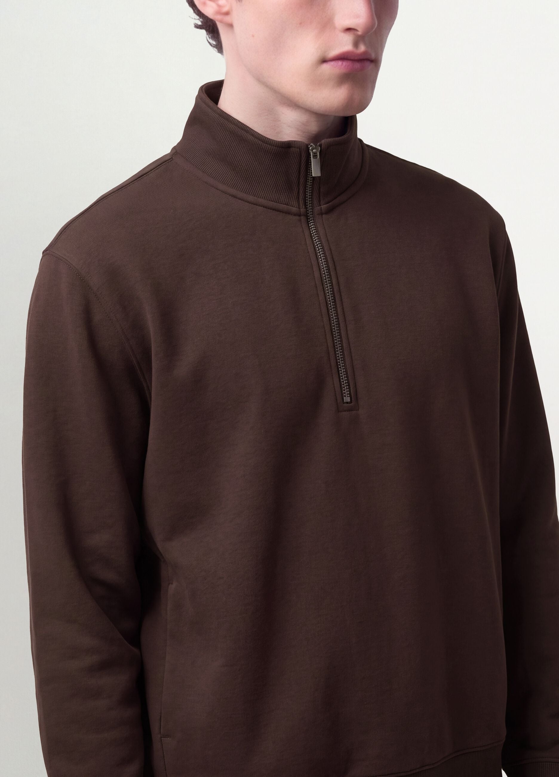 &Kappa;&alpha;&phi;έ half-zip &alpha;&pi;ό &beta;&alpha;&mu;&beta;&alpha;&kappa;&epsilon;&rho;ό &mu;ί&gamma;&mu;&alpha; &mu;&epsilon; &sigma;&tau;&rho;&omicron;&gamma;&gamma;&upsilon;&lambda;ή &lambda;&alpha;&iota;&mu;ό&kappa;&omicron;&psi;&eta;