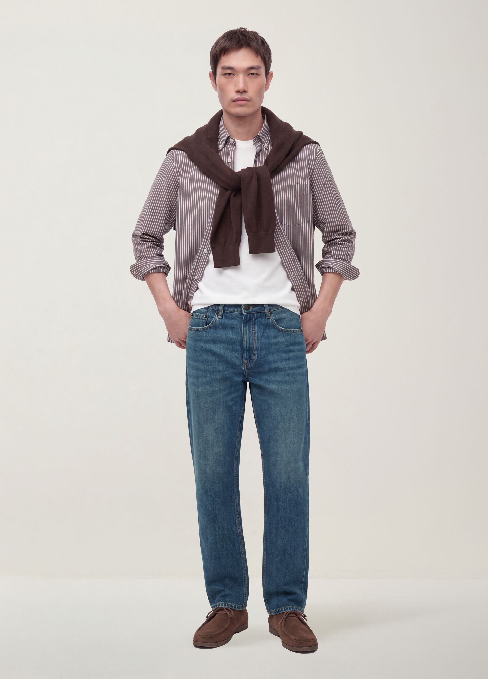 Blaue Regular Tapered Jeans aus Baumwoll- und Lyocell-Mix