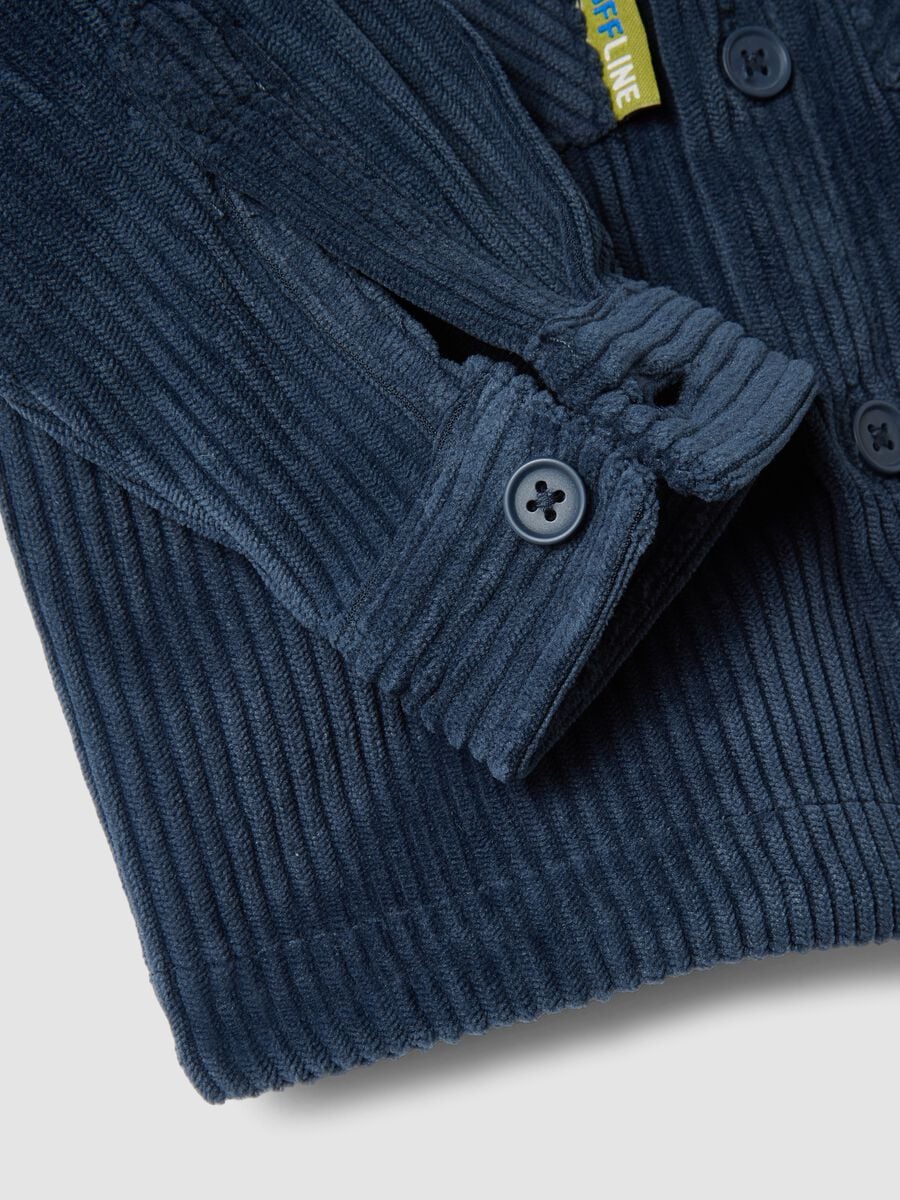 Blue ribbed shacket with buttons and classic collar_3