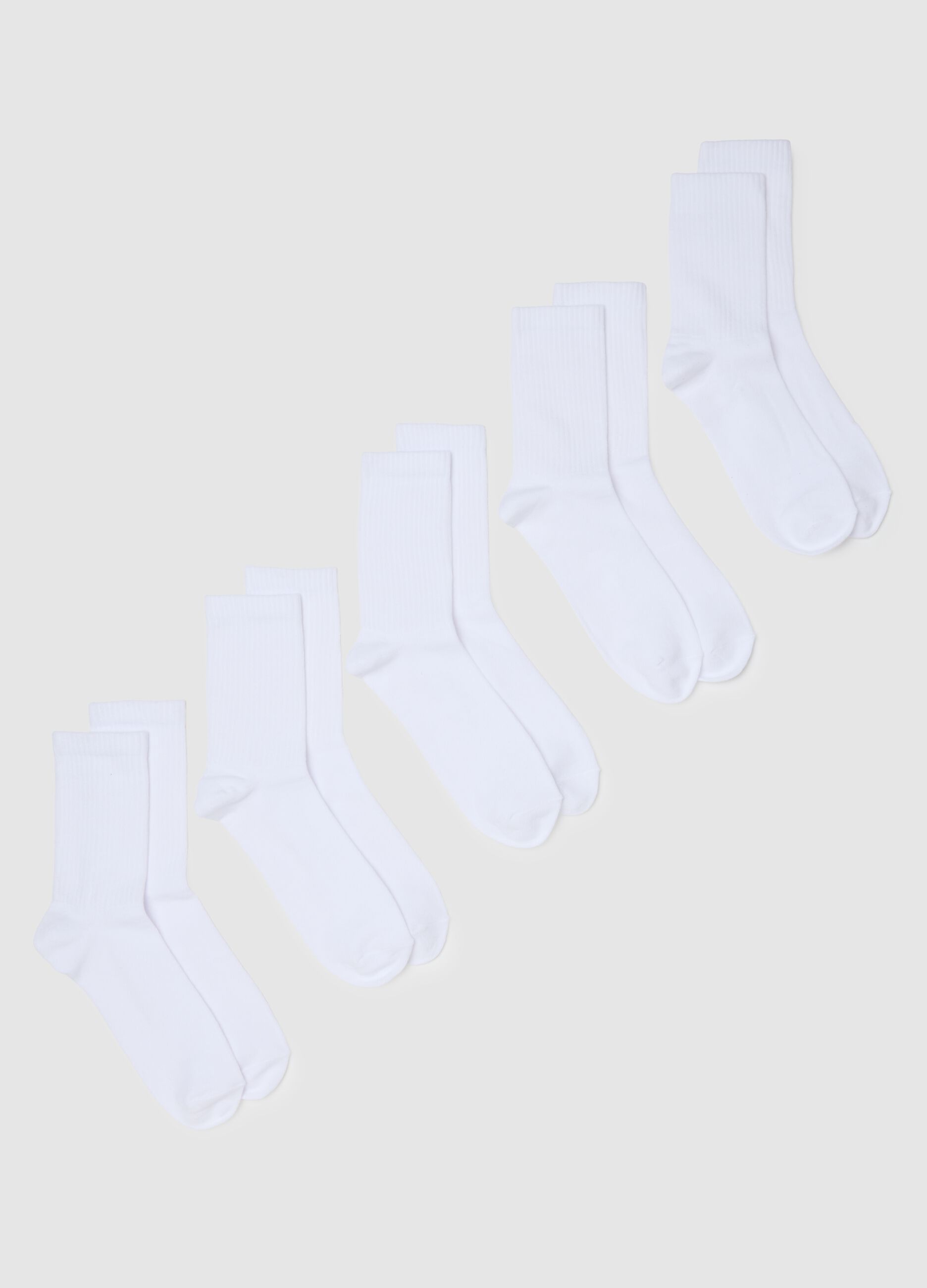 Multipack of white sports socks in cotton blend with snug fit