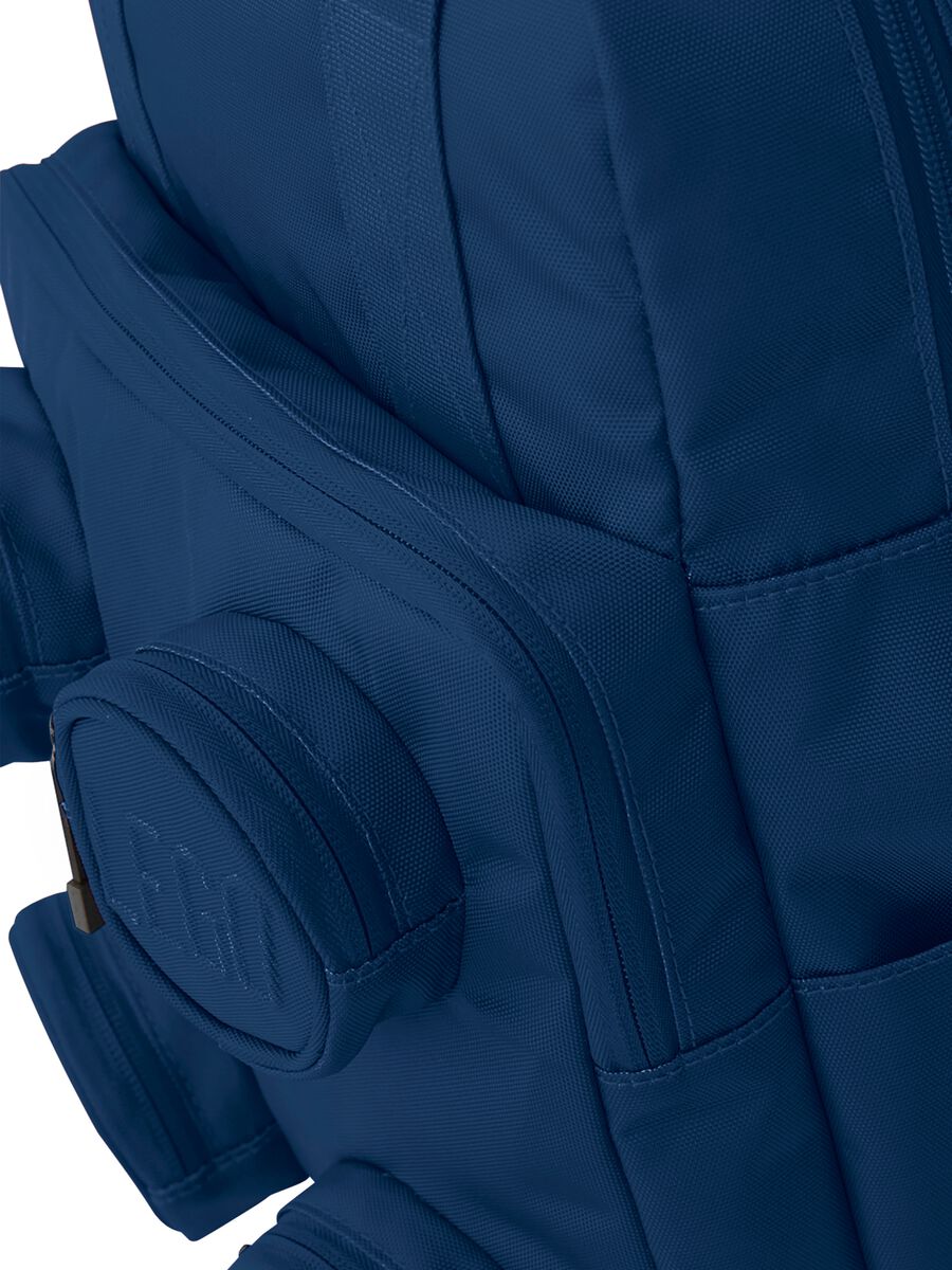 Blue backpack with front pockets_3