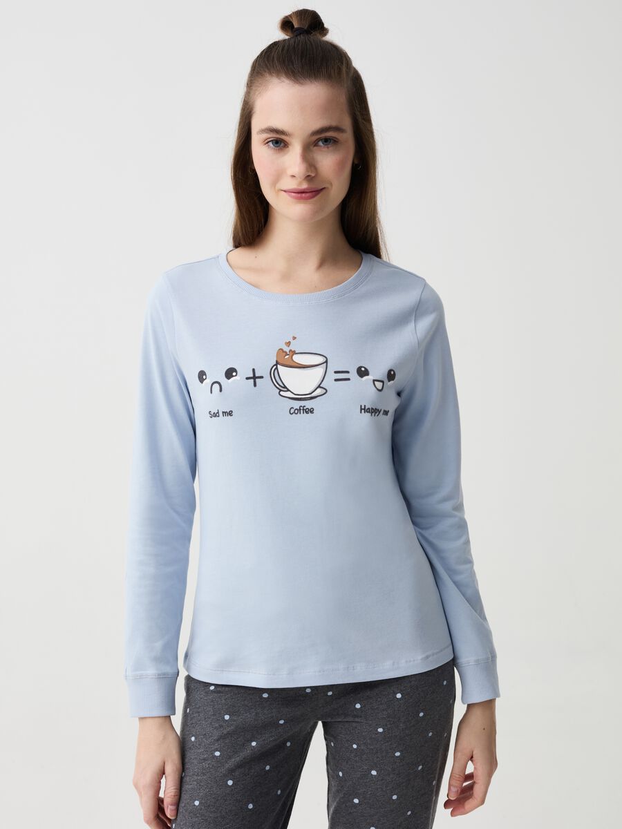 Pijama largo de lunares con estampado café_1