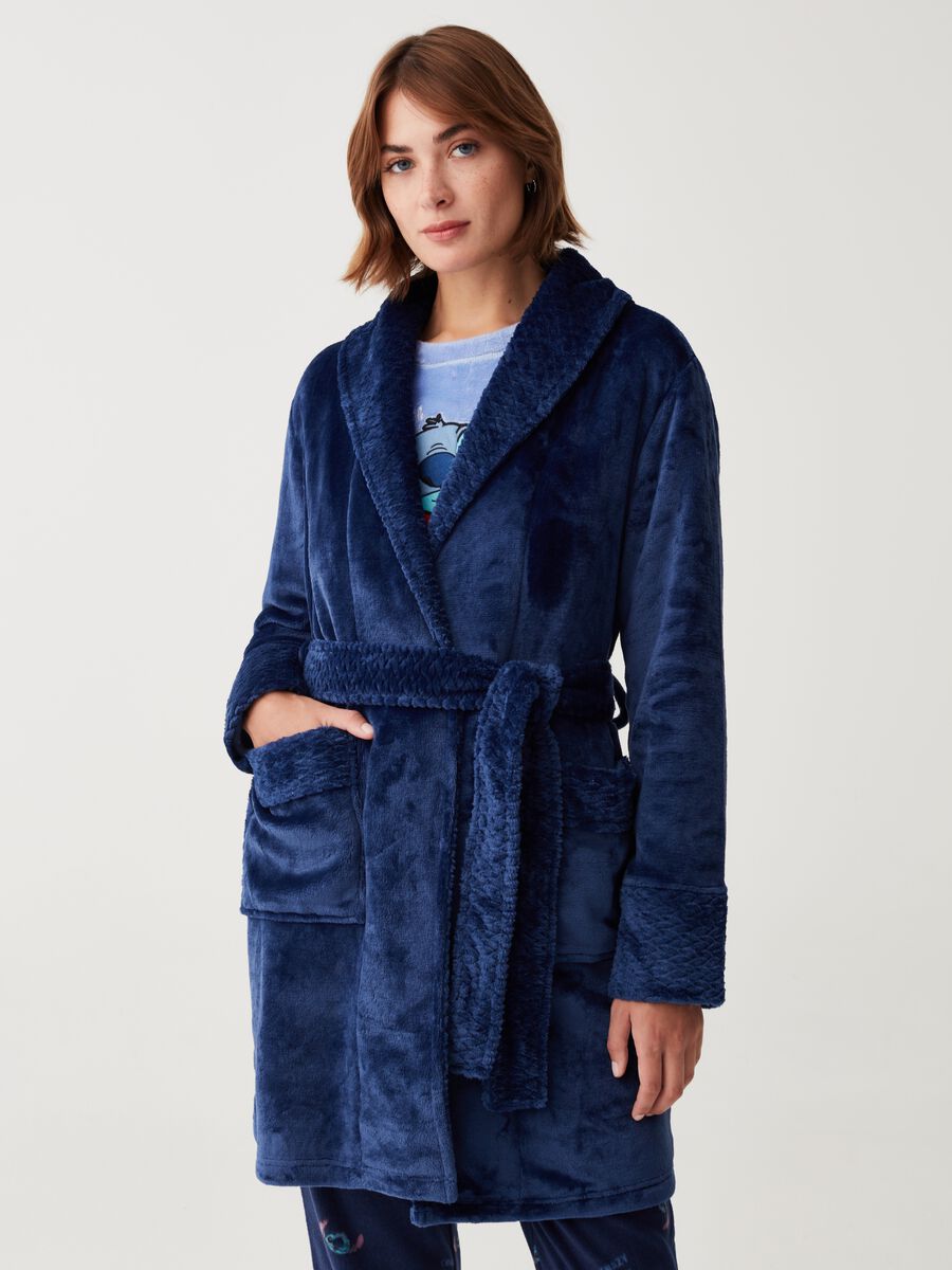 Long fleece robe with geometric weave_0