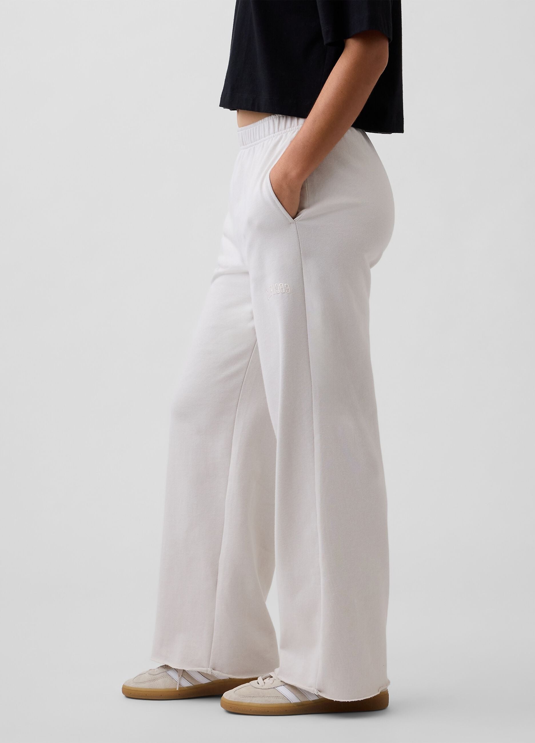 Wide-leg cotton-blend trousers