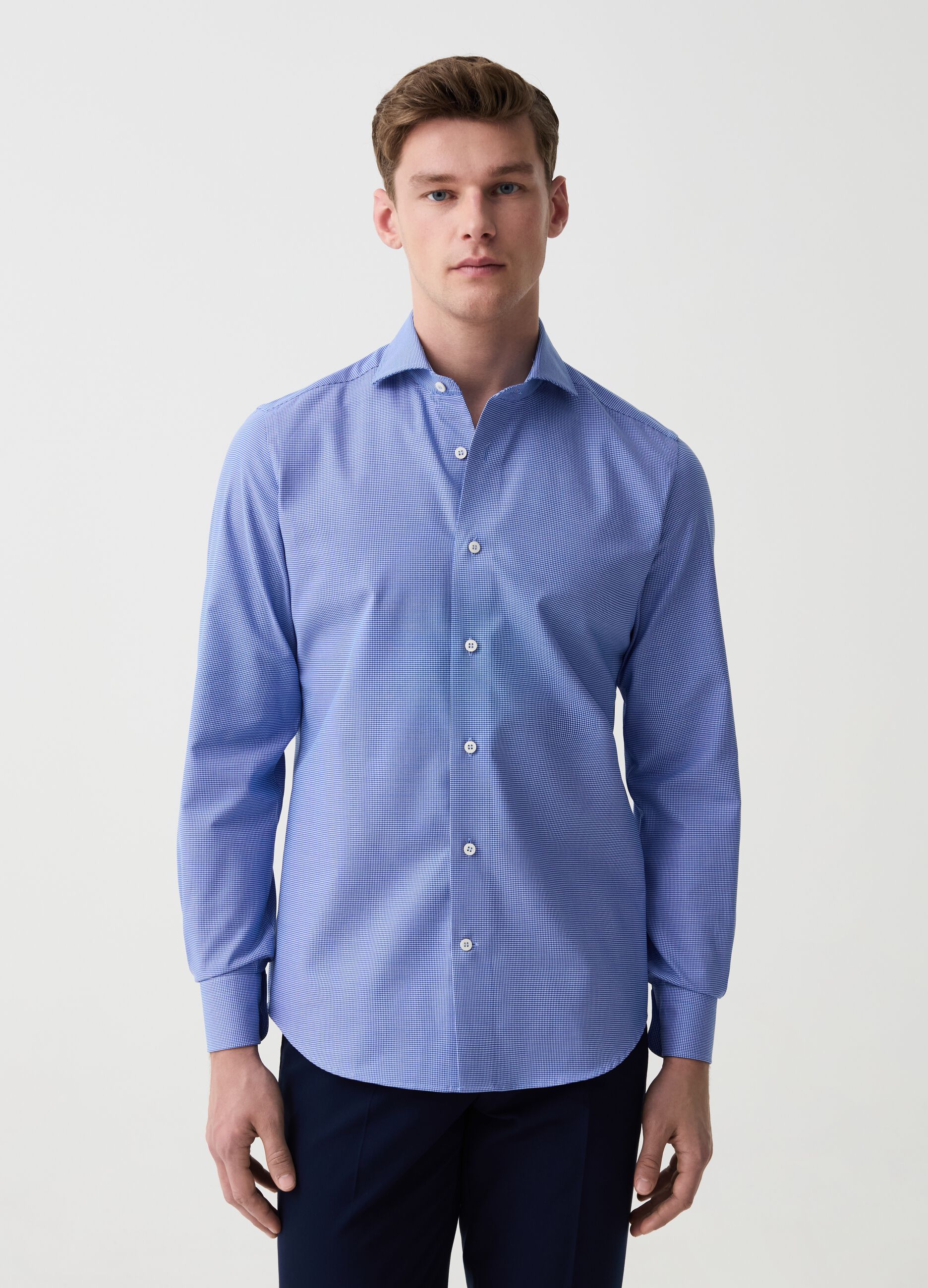 Slim-fit shirt in easy-iron cotton with micro pattern