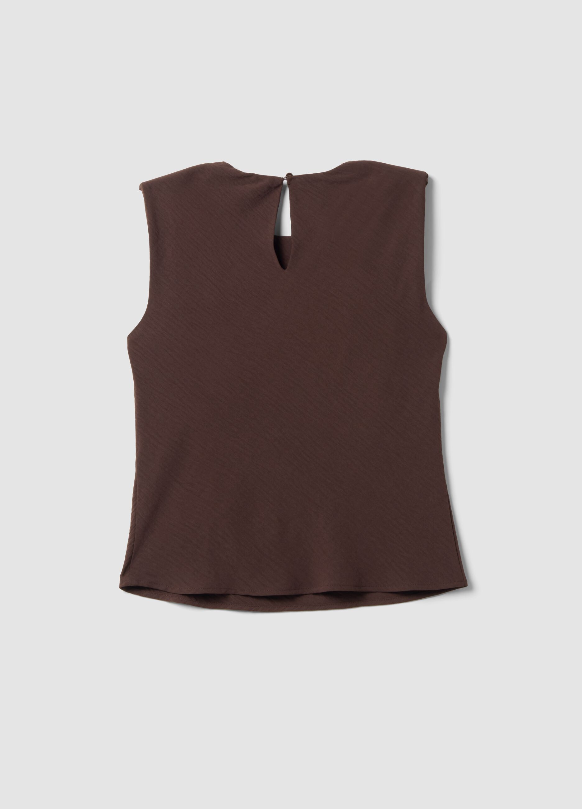 Brown sleeveless pleated-texture blouse, regular fit