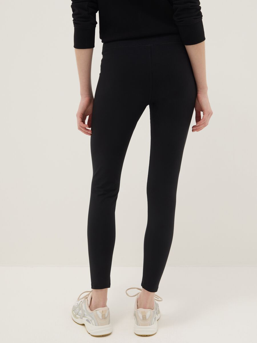 Schwarze Slim-Fit Leggings aus elastischer Baumwolle_2