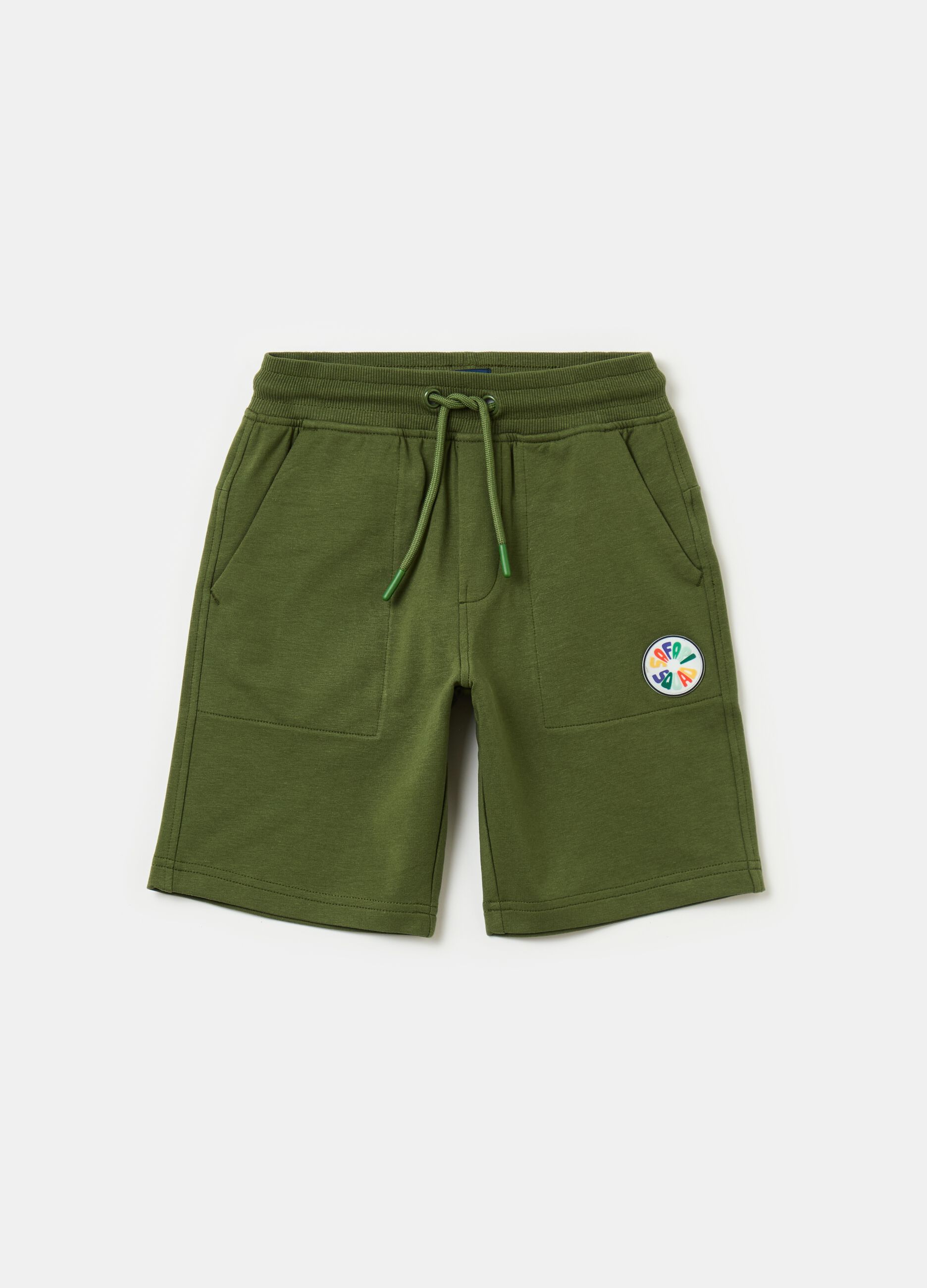 Fleece Bermuda shorts with drawstring and pockets