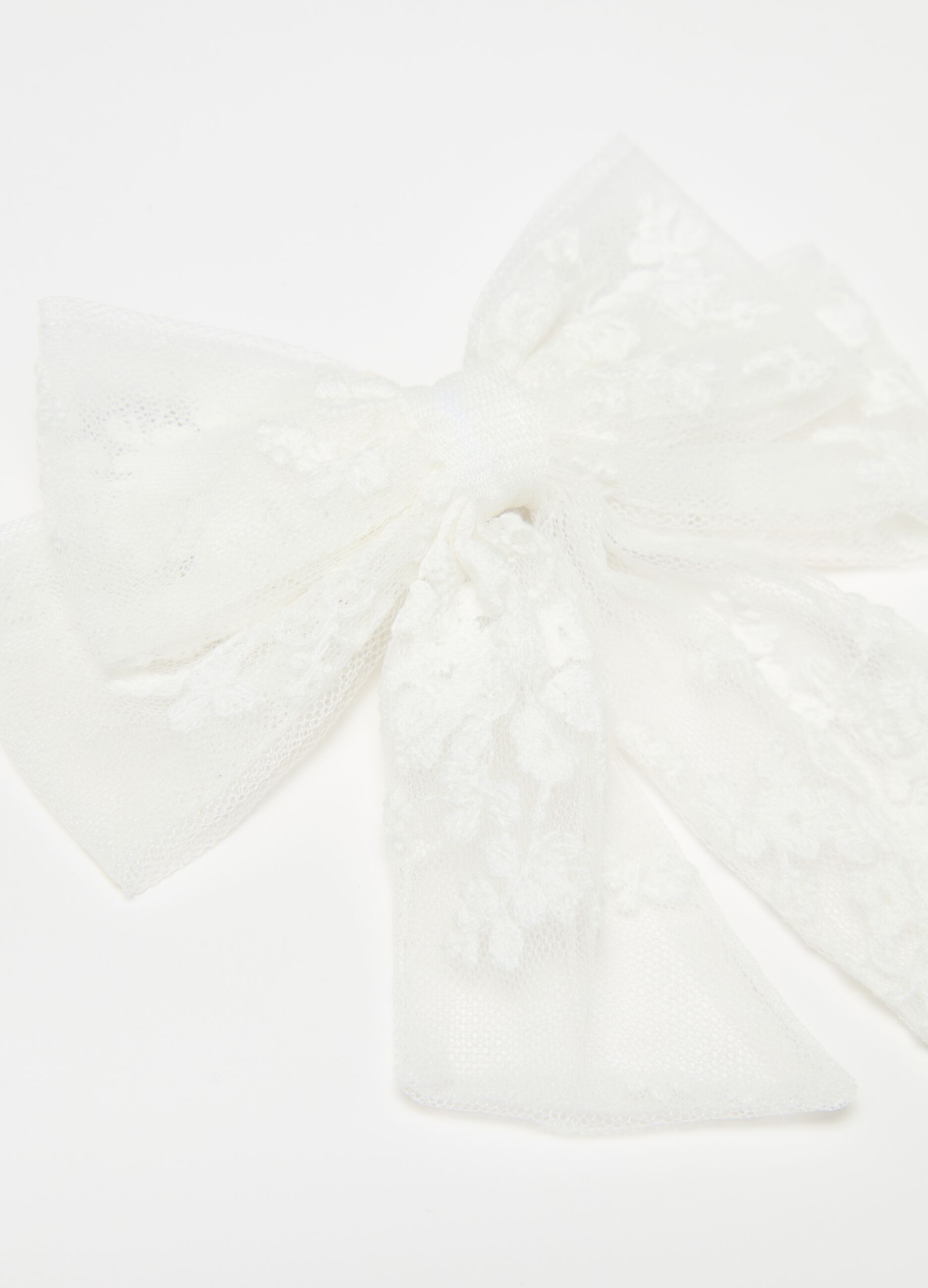 Bow clip in tulle