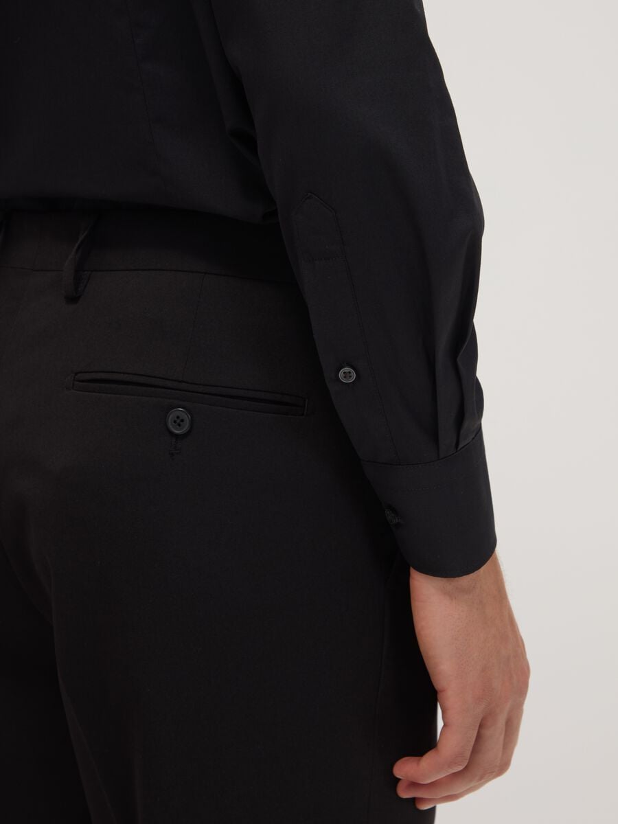 &Mu;&alpha;ύ&rho;&omicron; slim fit &pi;&omicron;&upsilon;&kappa;ά&mu;&iota;&sigma;&omicron; &mu;&epsilon; &kappa;&lambda;&alpha;&sigma;&iota;&kappa;ό &gamma;&iota;&alpha;&kappa;ά, &epsilon;ύ&kappa;&omicron;&lambda;&omicron; &sigma;&tau;&omicron; &sigma;&iota;&delta;έ&rho;&omega;&mu;&alpha;_2