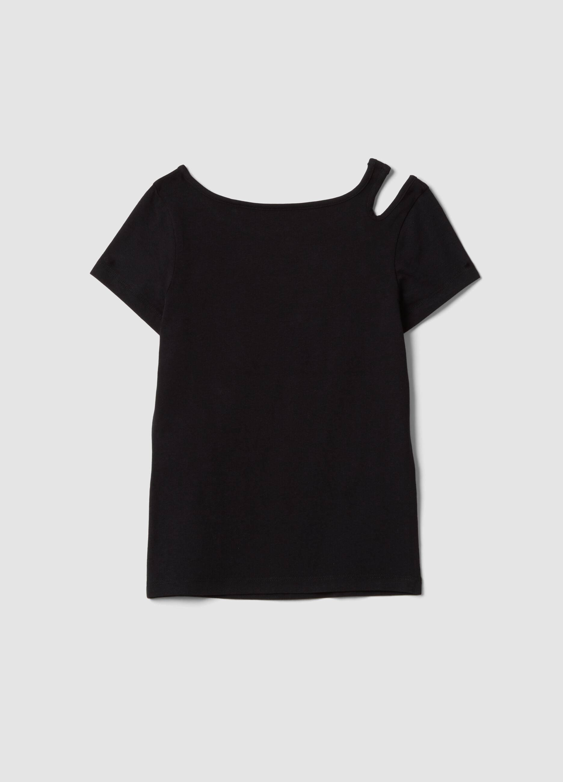 Black organic cotton T-shirt with cut-out shoulder