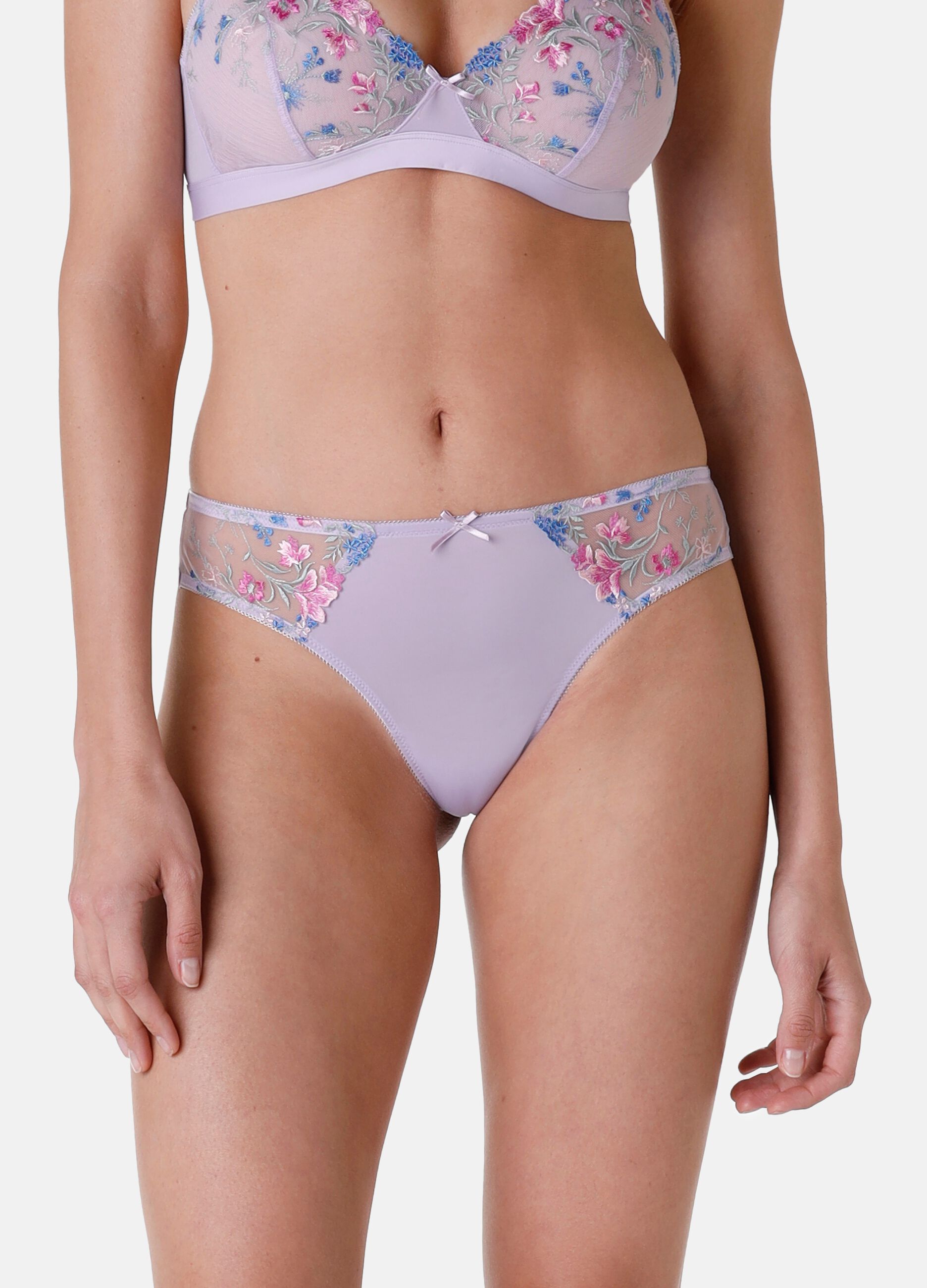 Embroidered lace Brazilian-cut briefs with floral embroidery