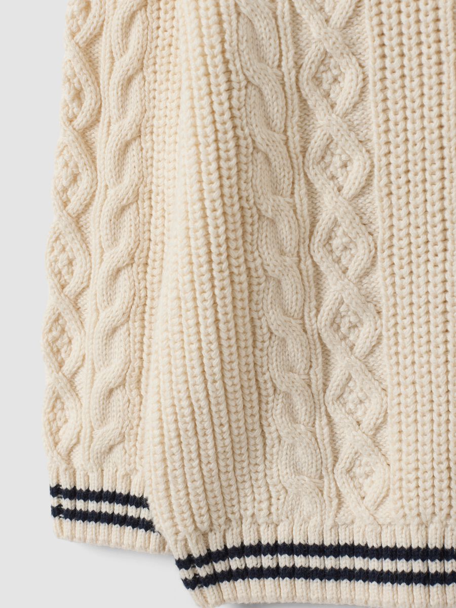 White pure cotton cable-knit V-neck jumper for boys_3