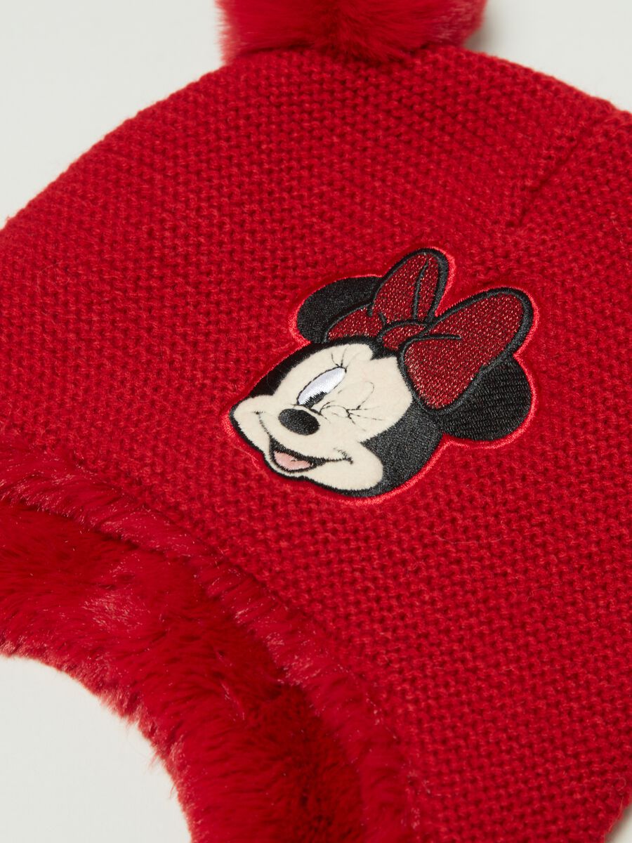 Hat with pompom and Minnie Mouse embroidery_1