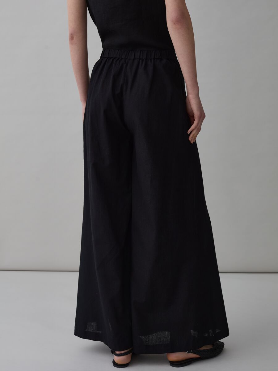 Flare-fit wide-leg trousers_2