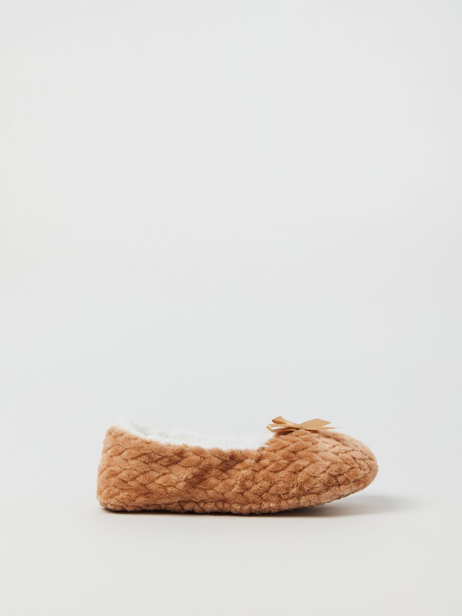 Ballerina slippers with geometric weave_0