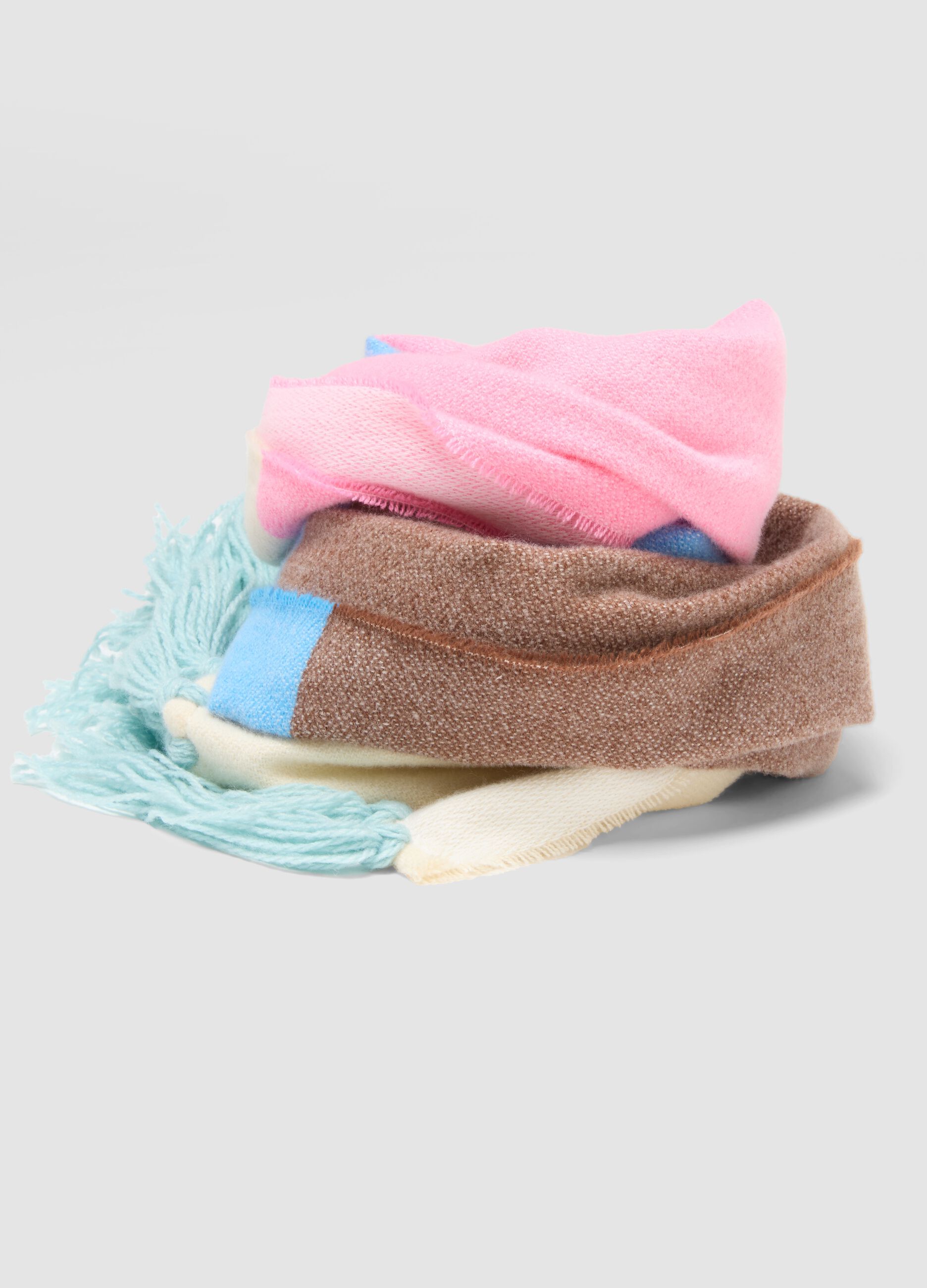 Multicolour fringed scarf