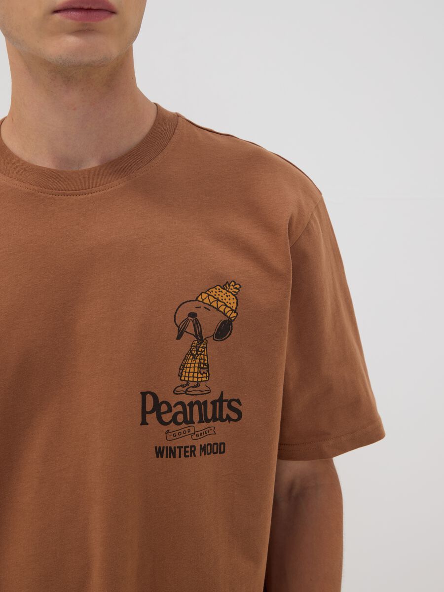 Brown pure cotton Peanuts print T-shirt, relaxed fit_2
