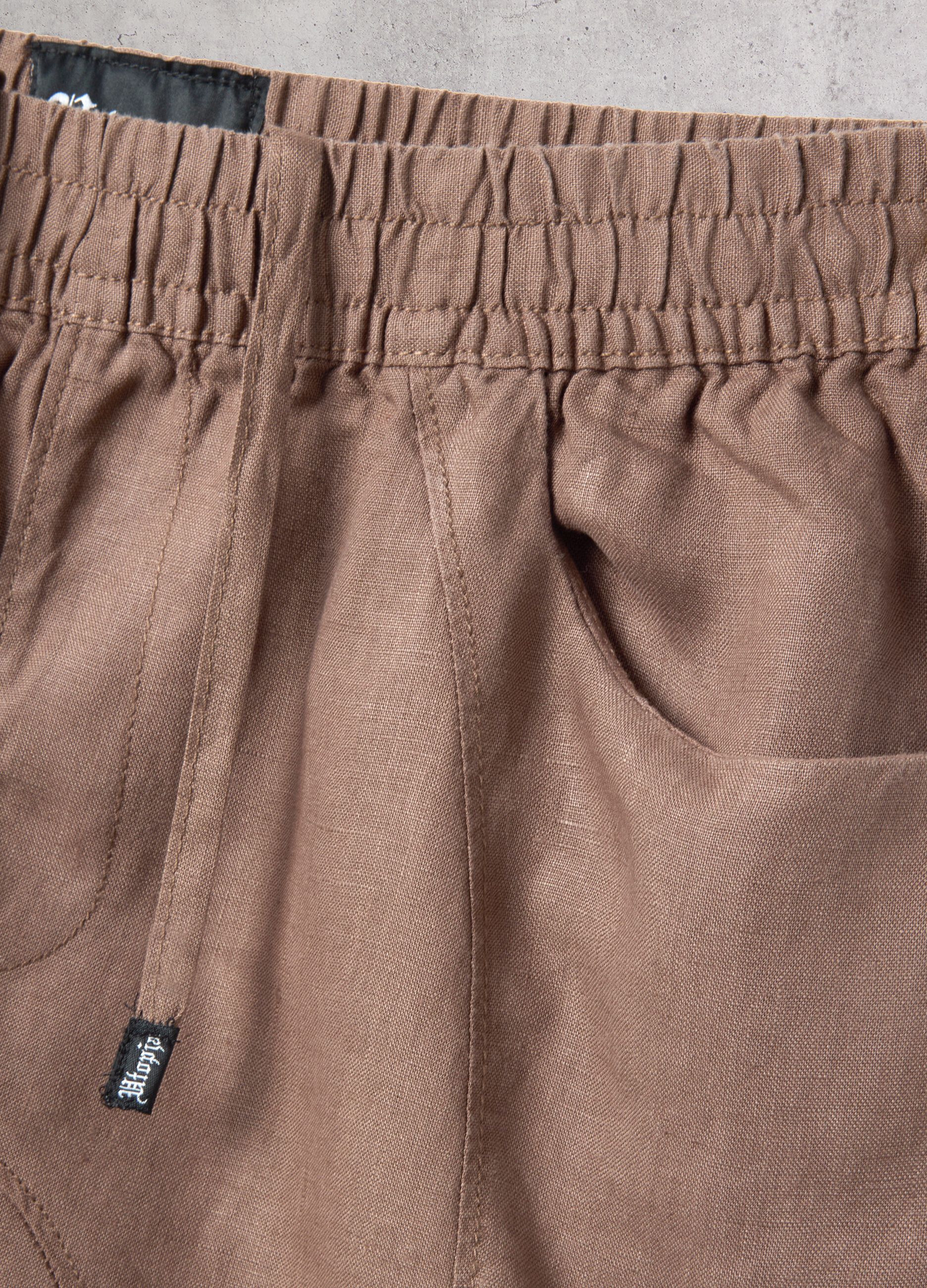 Short 100 % lin couleur moka