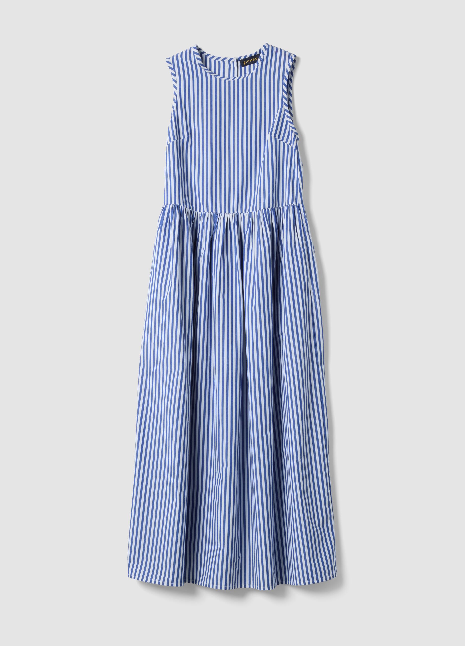 Vestido comprido em algod&atilde;o puro &agrave;s riscas multicolor, corte regular