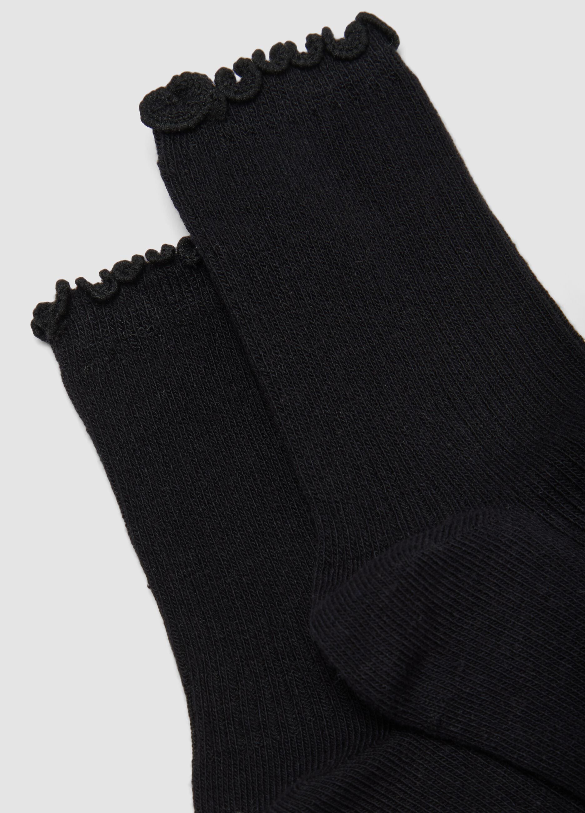 2er-Pack schwarze Socken aus elastischer Bio-Baumwolle mit Muschelsaum